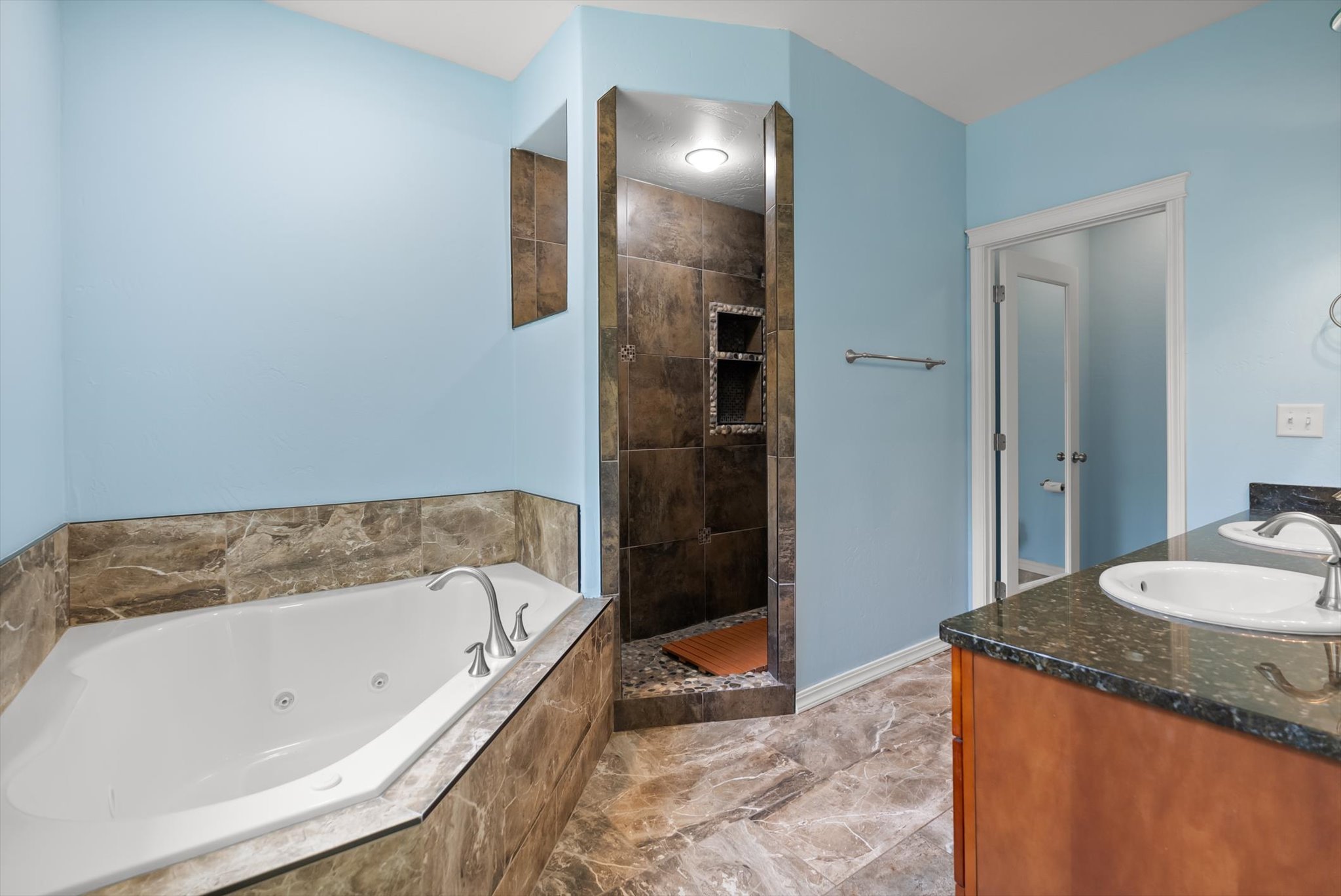 155 Mountain Timbers Drive Property Photo 14