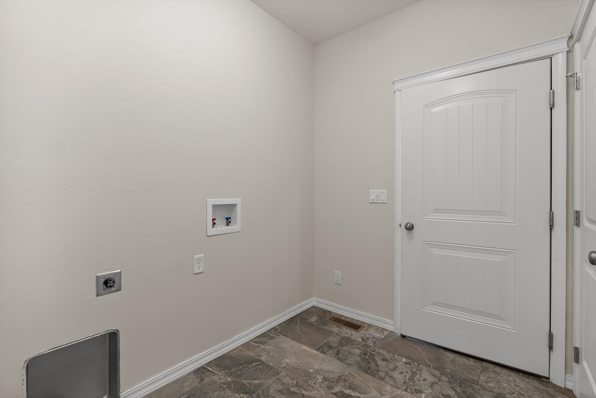 155 Mountain Timbers Drive Property Photo 22