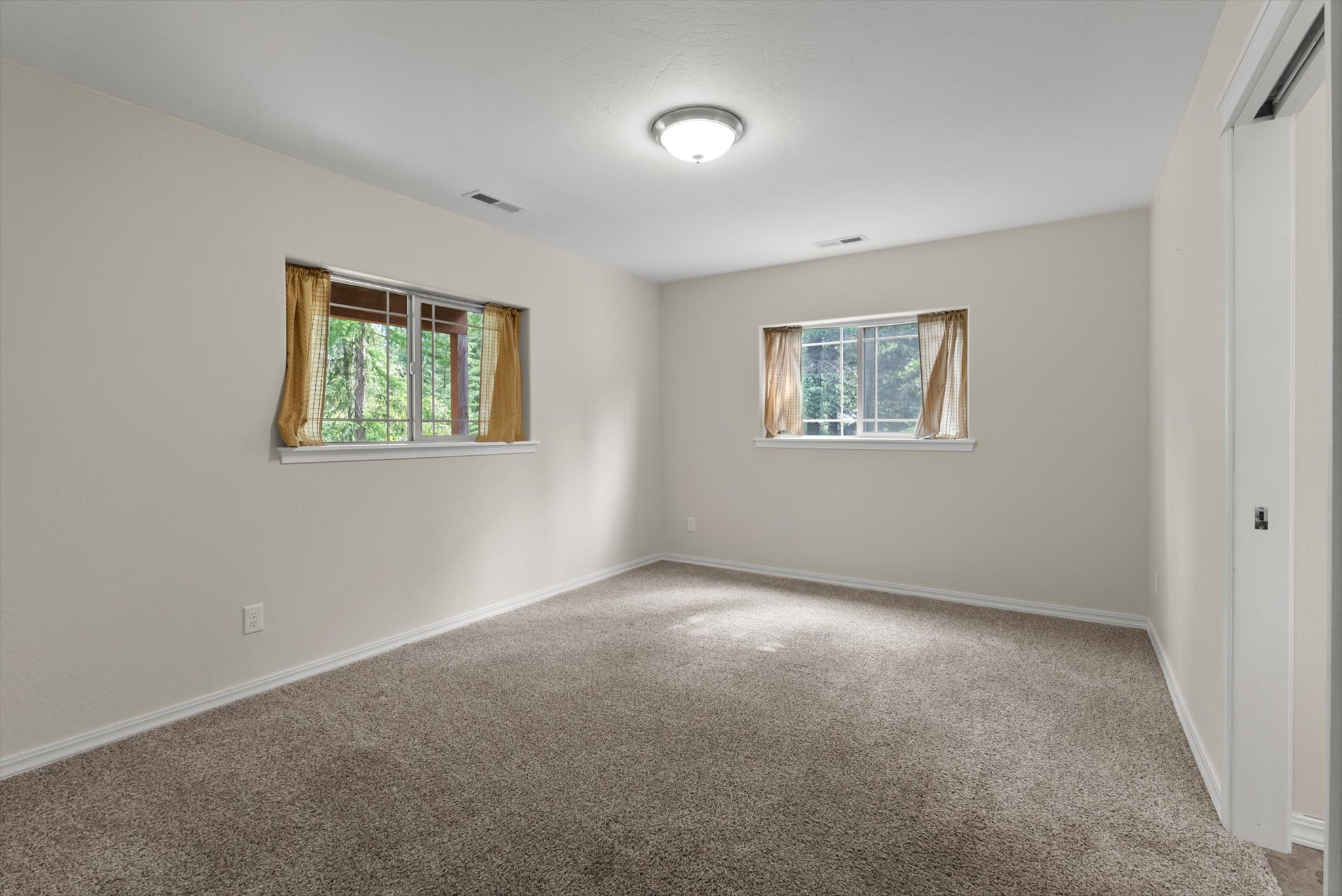 155 Mountain Timbers Drive Property Photo 34