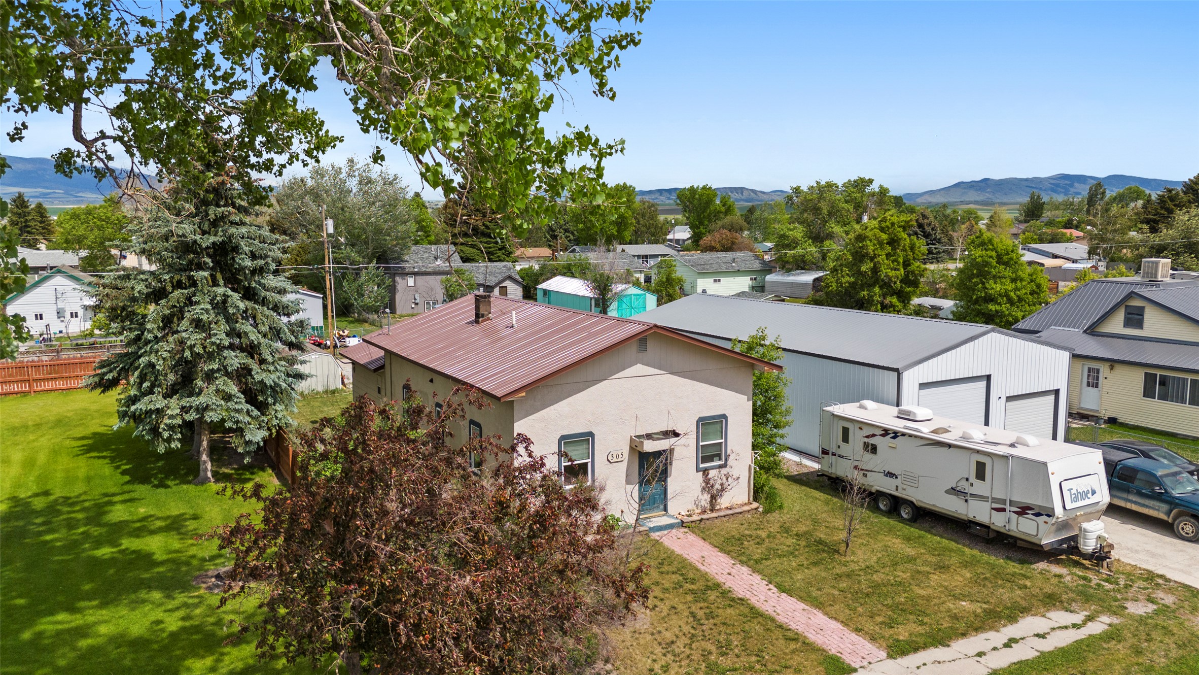305 S Cedar Street