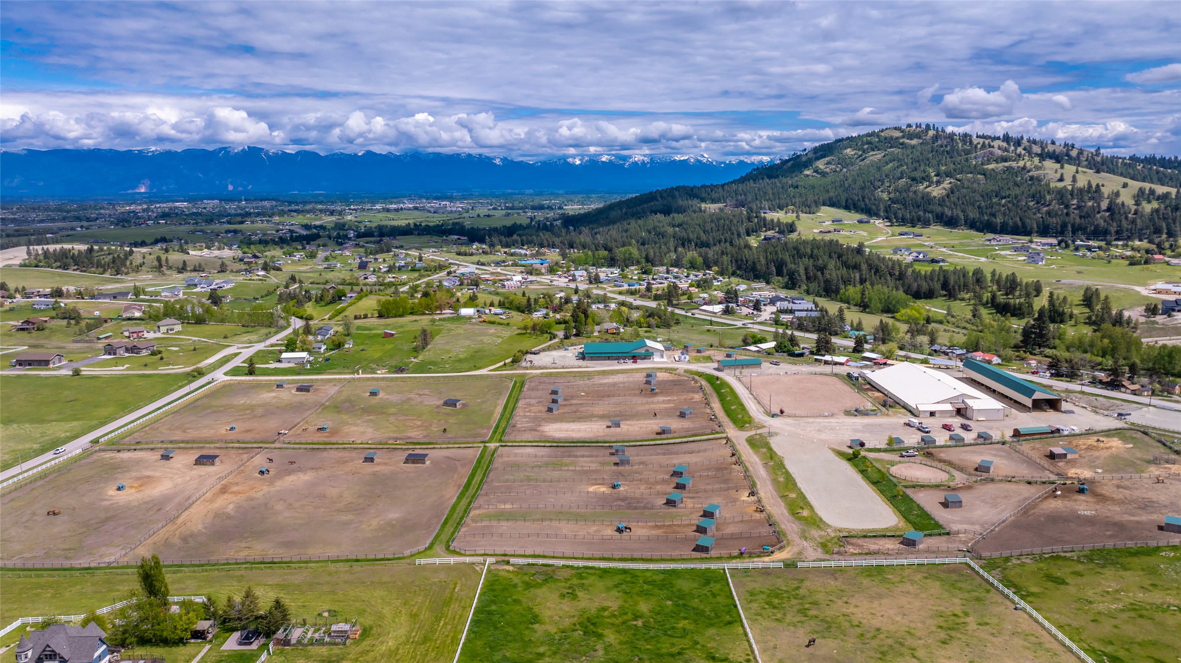 300 Morning View Drive Property Photo