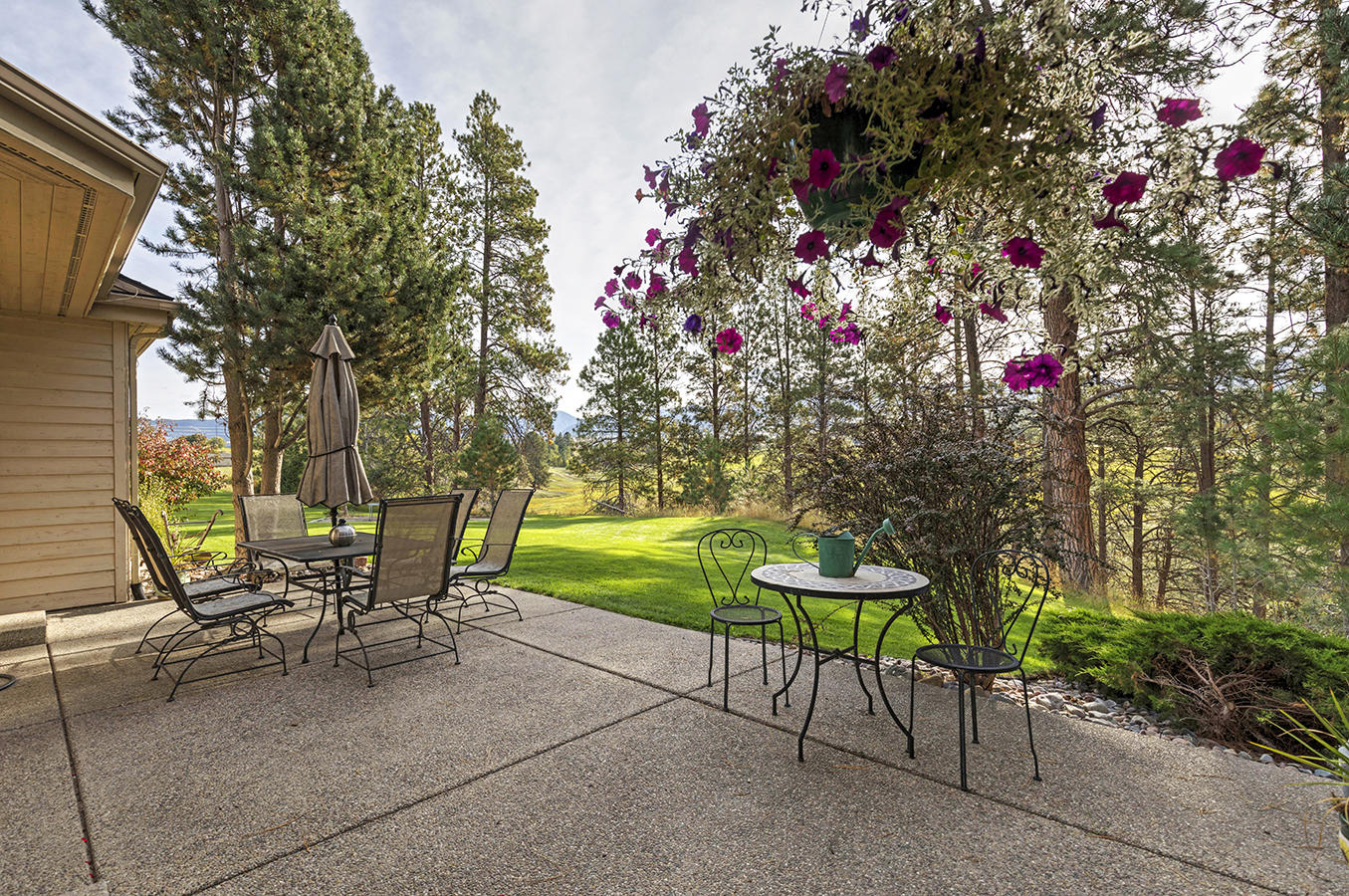 909 Hamilton Heights Road Property Photo 4