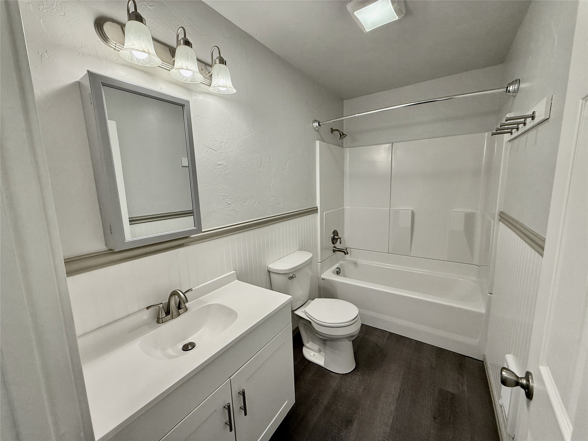 506 1st Avenue E A,b,c Property Photo 11