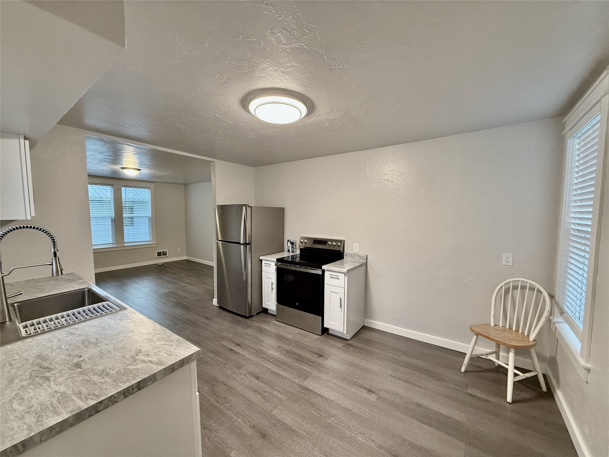 506 1st Avenue E A,b,c Property Photo 12
