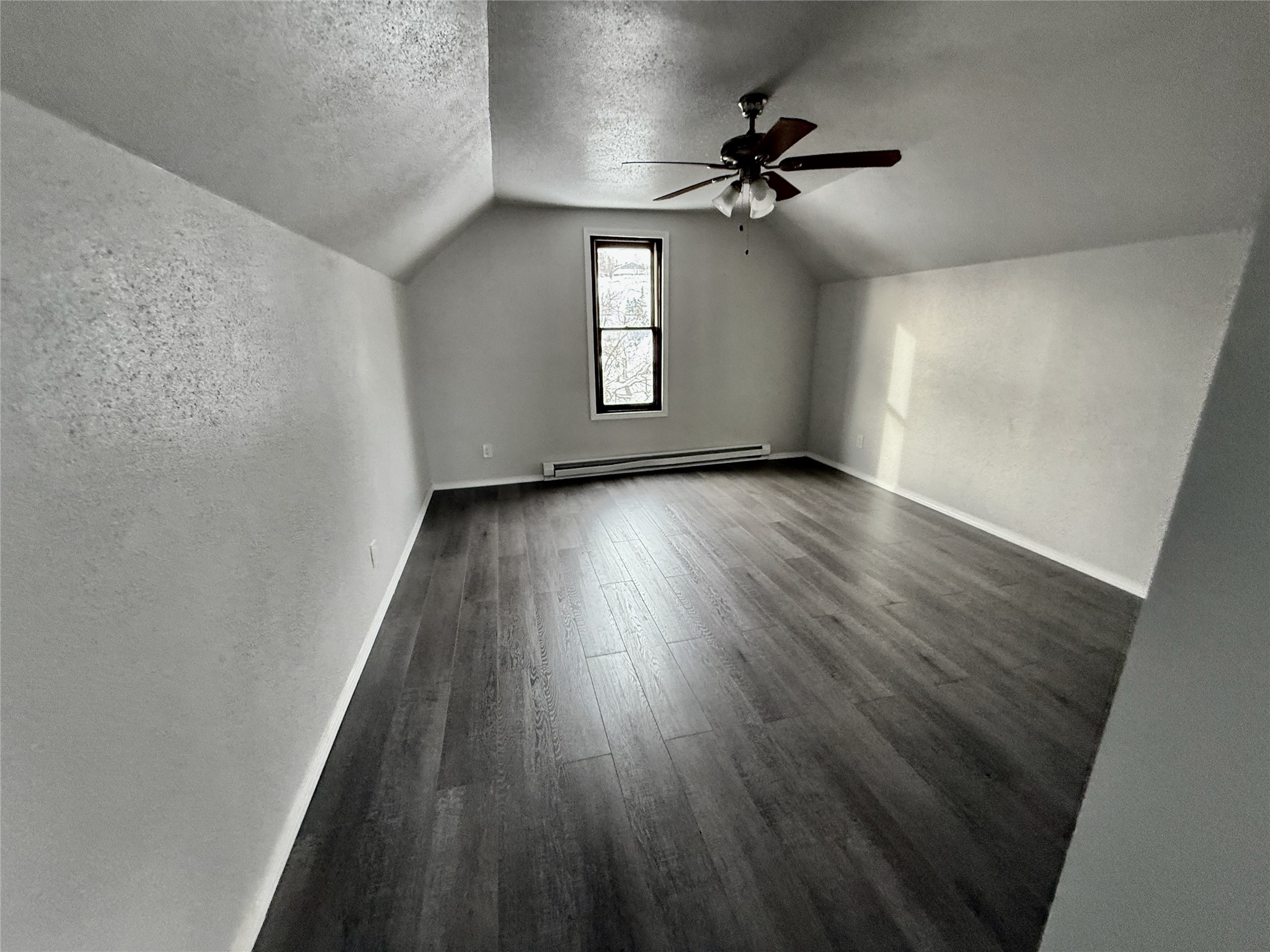 506 1st Avenue E A,b,c Property Photo 23
