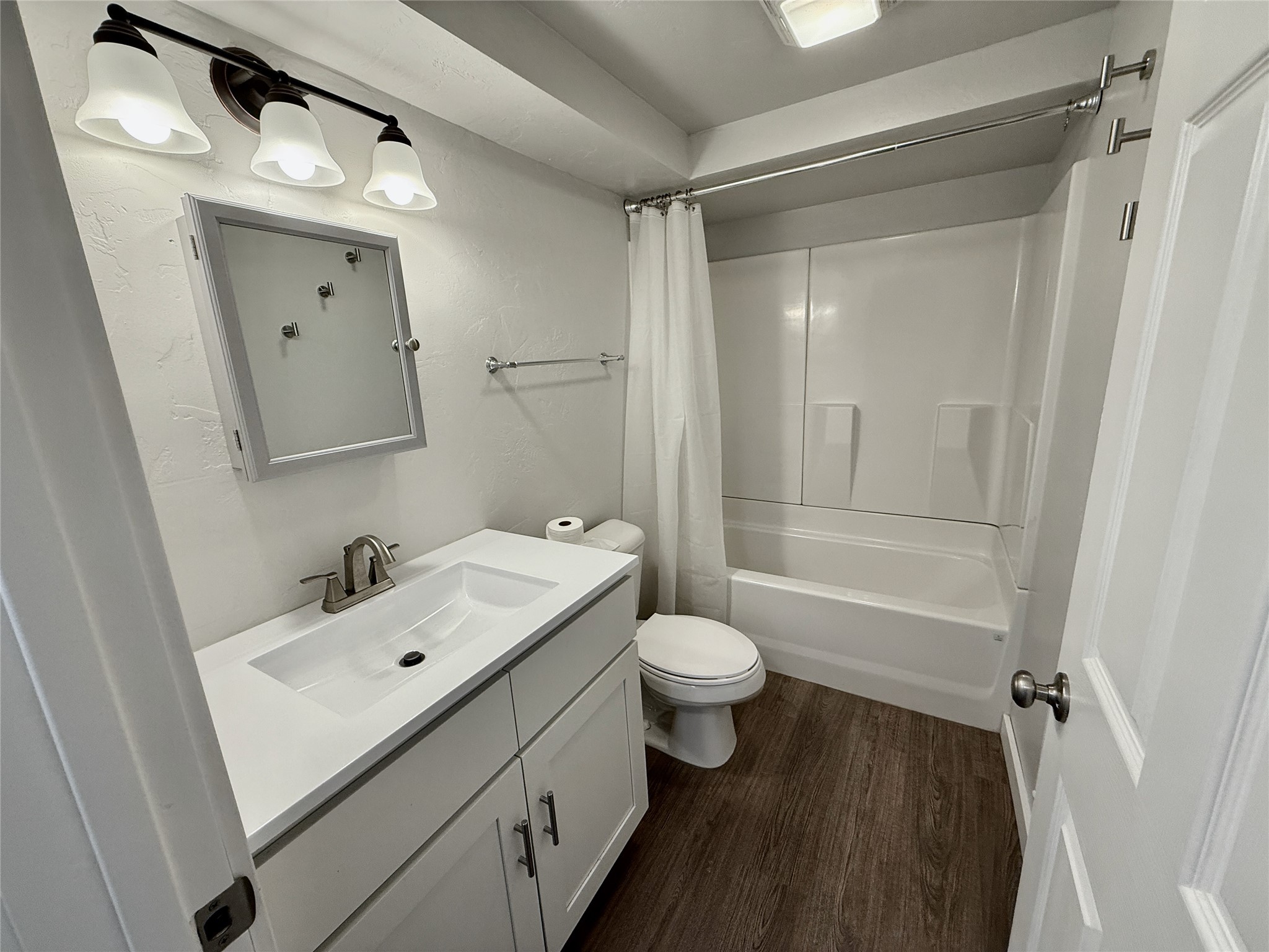 506 1st Avenue E A,b,c Property Photo 44