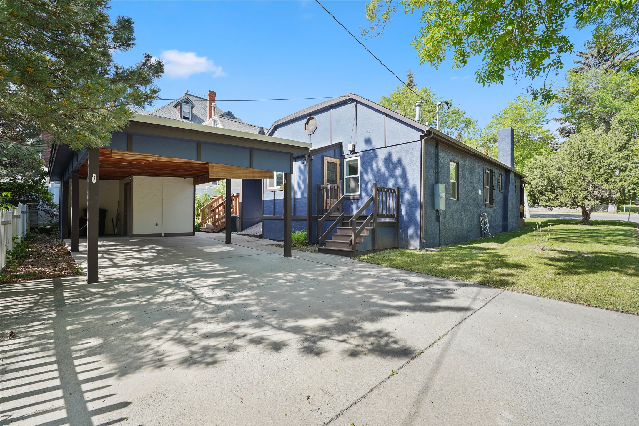 649 Dearborn Avenue Property Photo 3