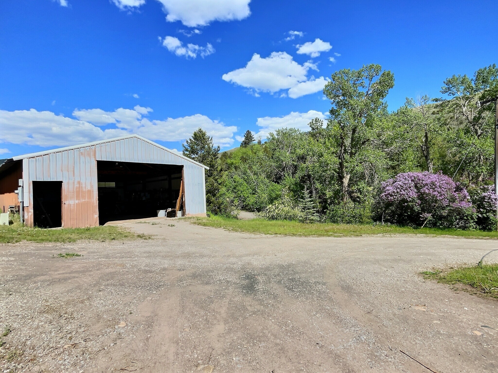 109 Edwards Gulch Road Property Photo 5