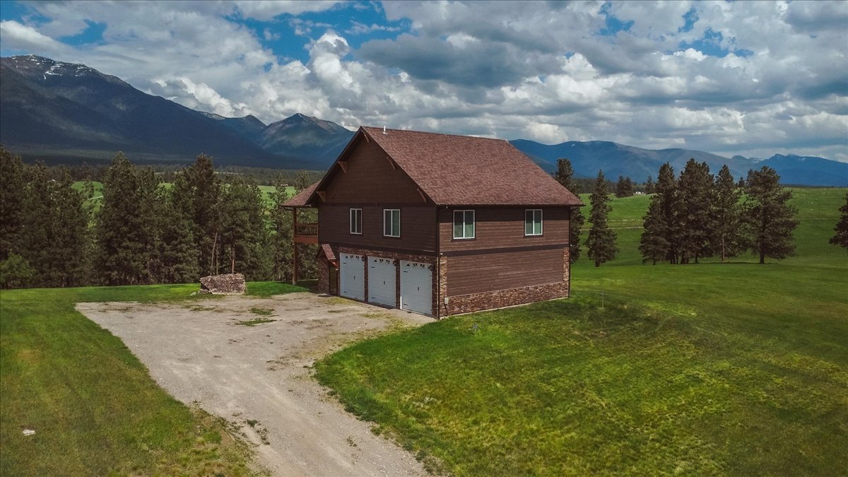 273 Game Trail Property Photo 5