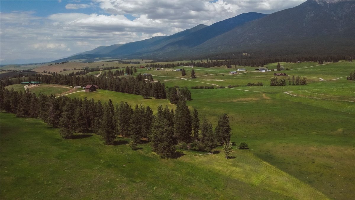 273 Game Trail Property Photo 54