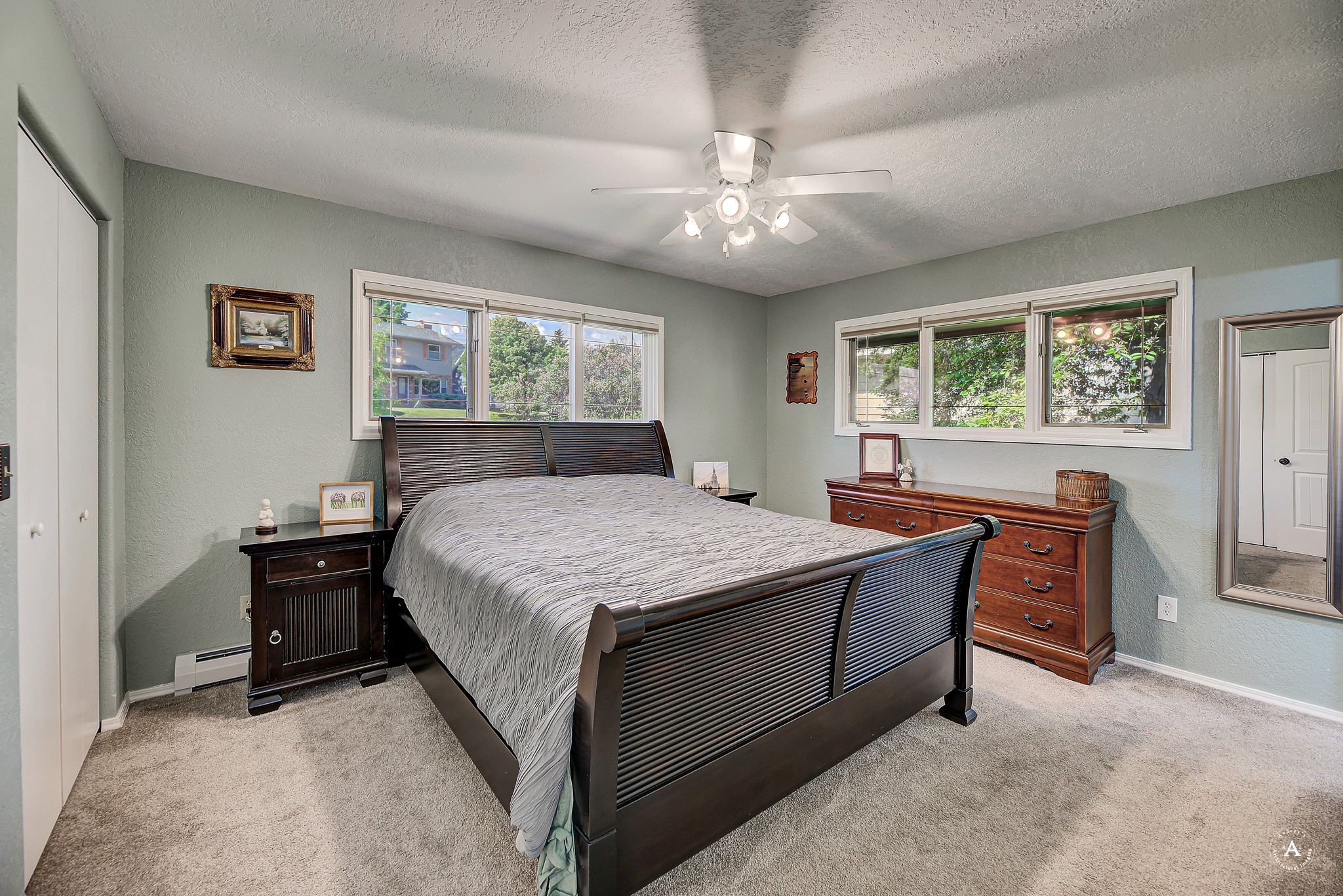 2 N Oregon Street Property Photo 12