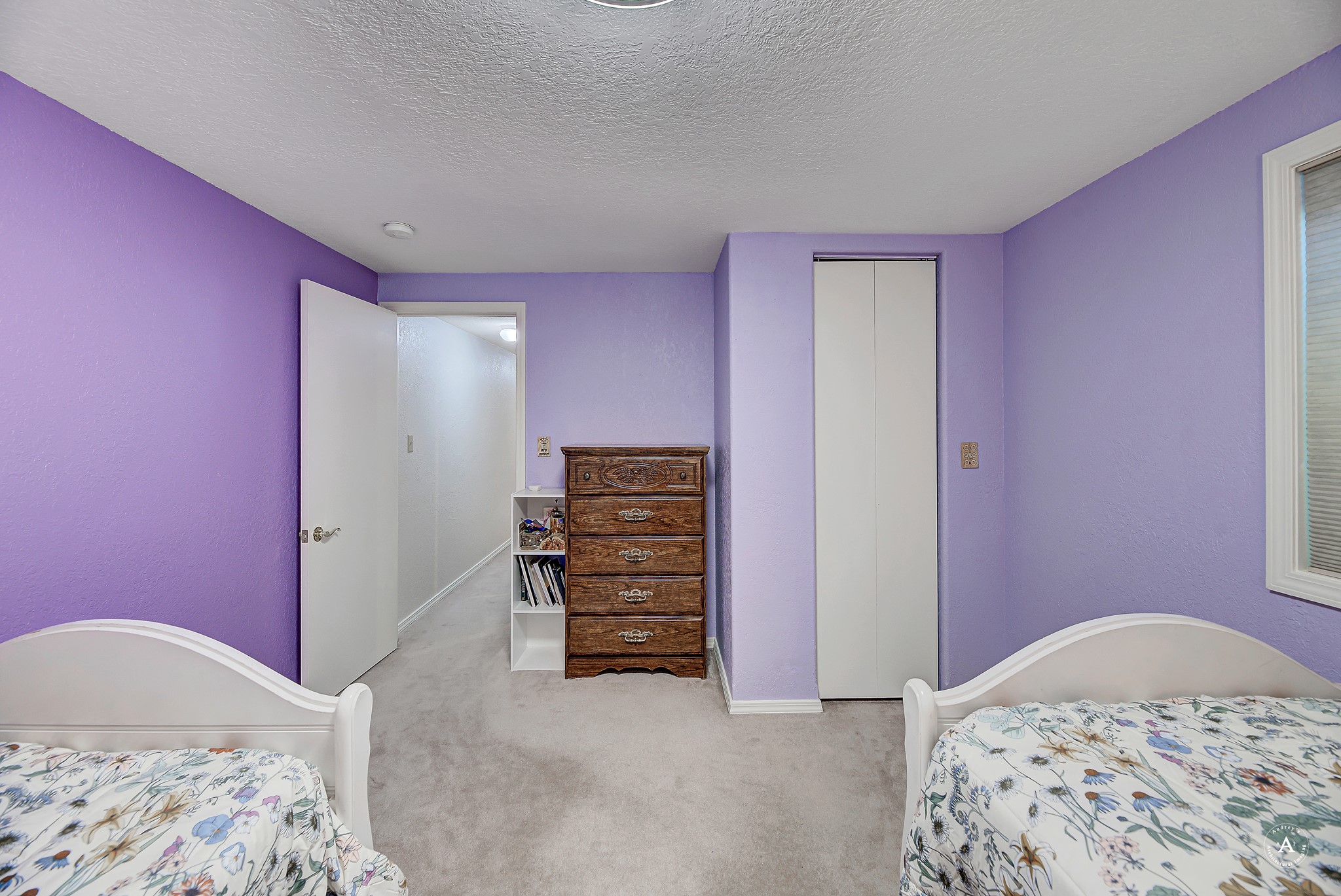 2 N Oregon Street Property Photo 27