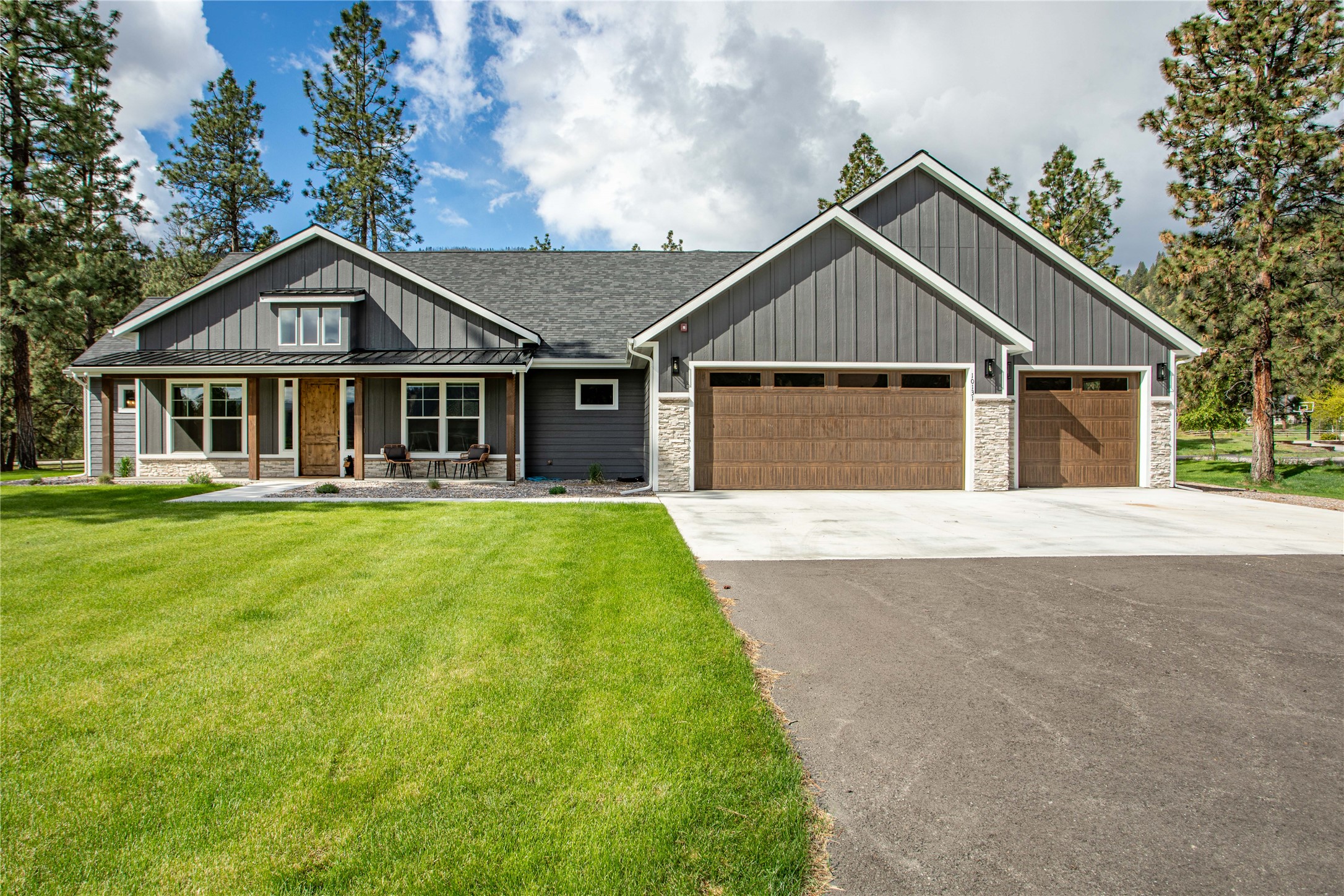 10131 Barns Court Property Photo