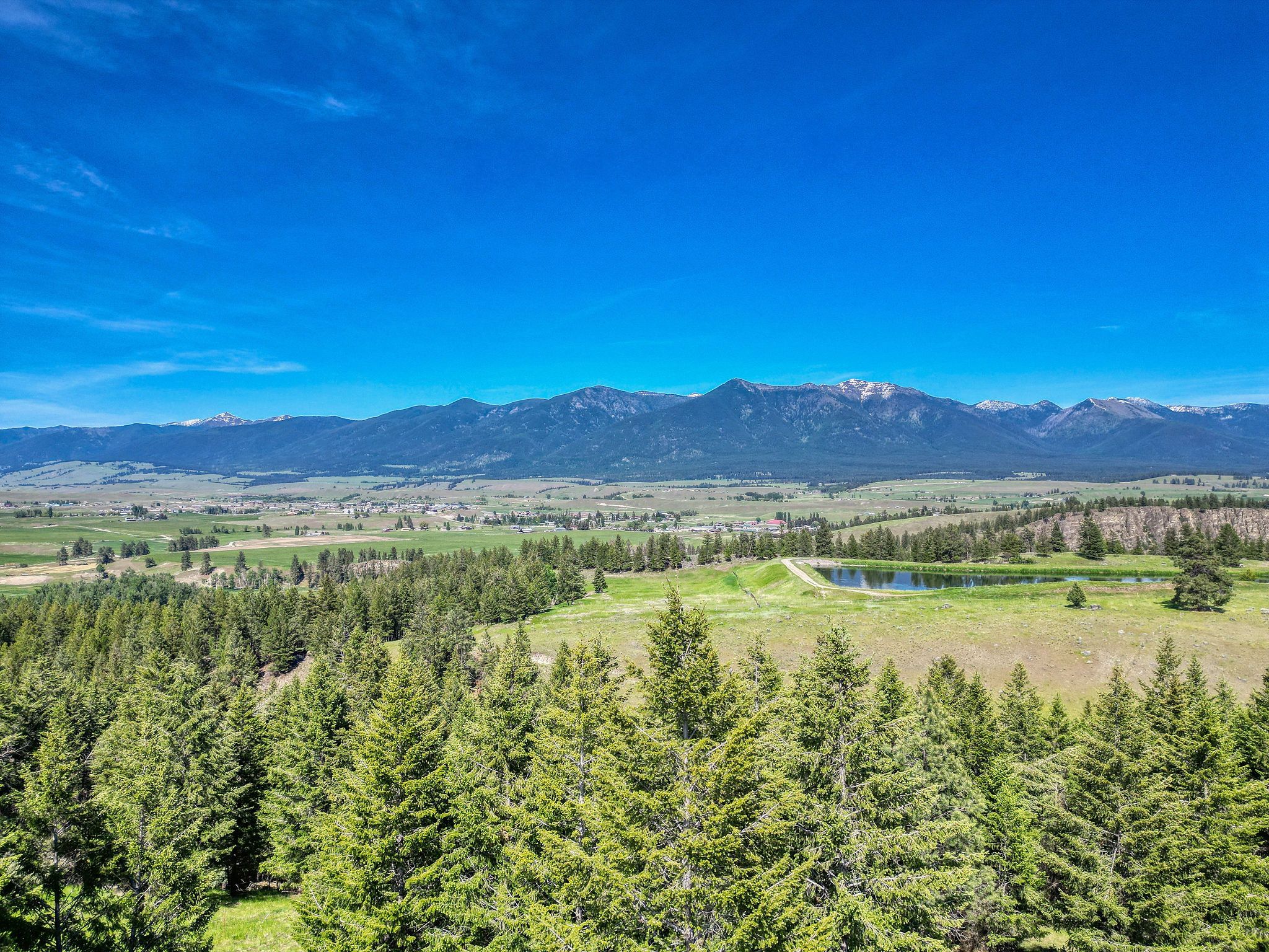 Nhn Scenery Hill Drive Property Photo 1