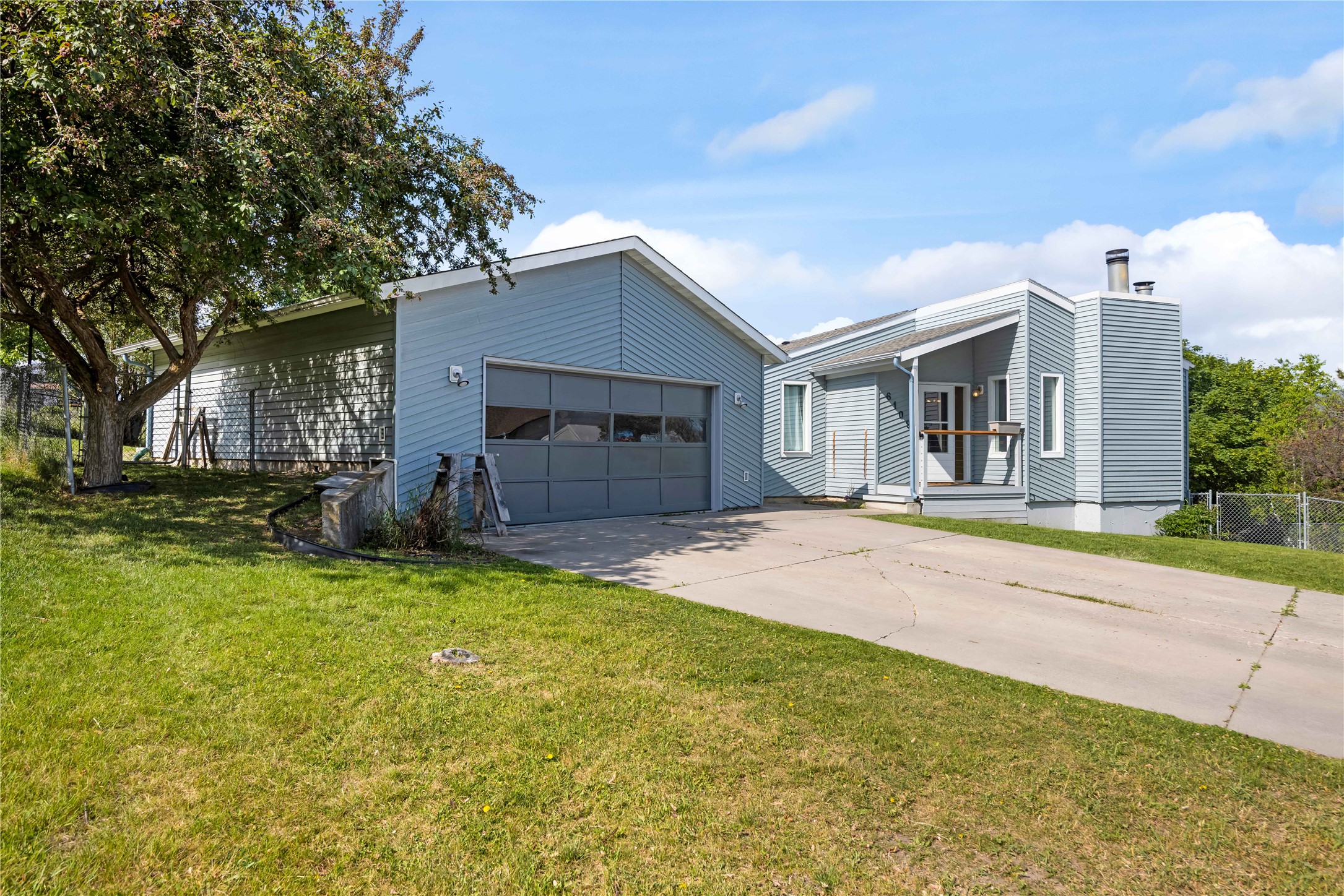 6109 Mainview Drive Property Photo 22