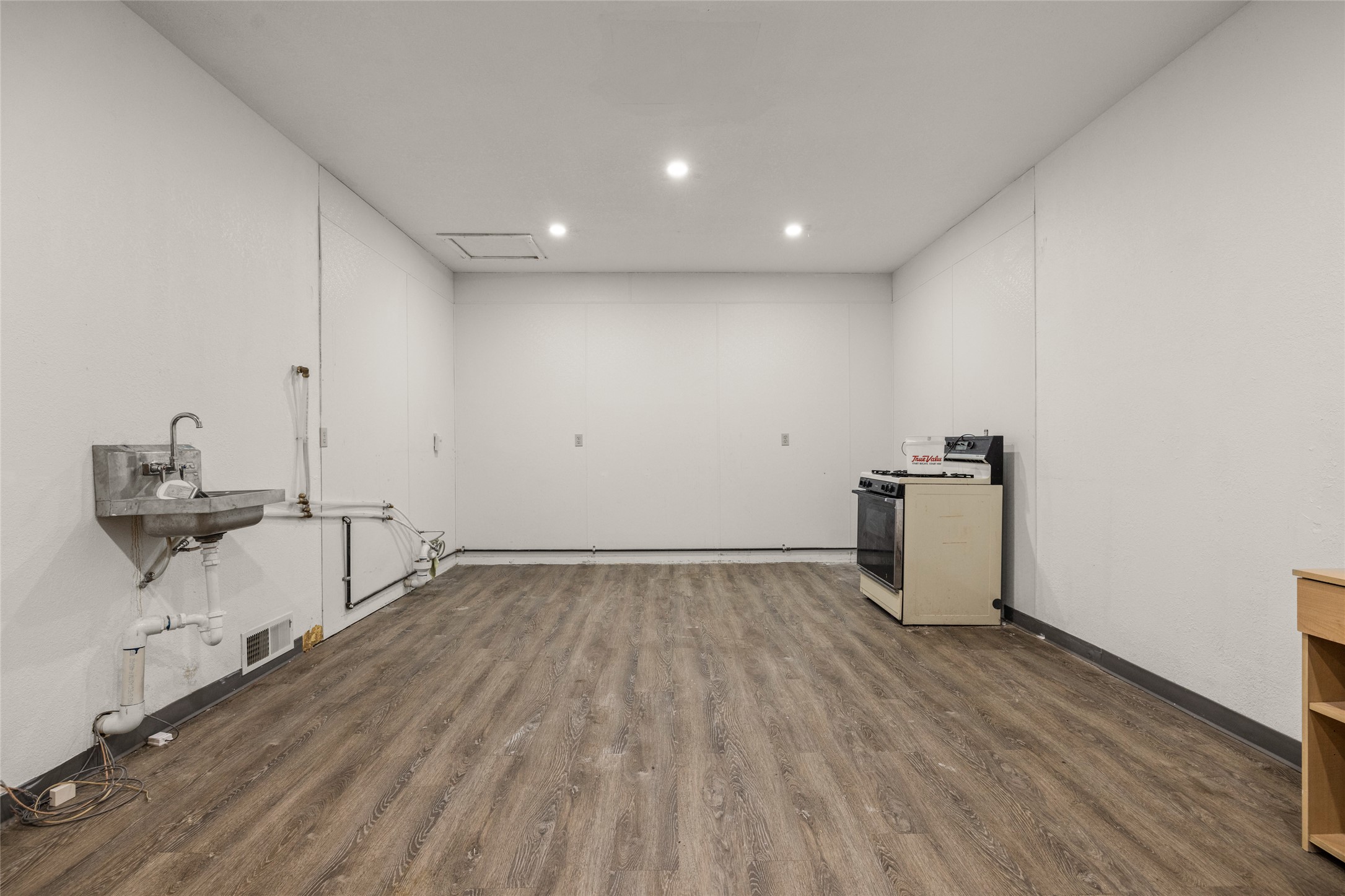 8250 Us Highway 2 W Property Photo 50