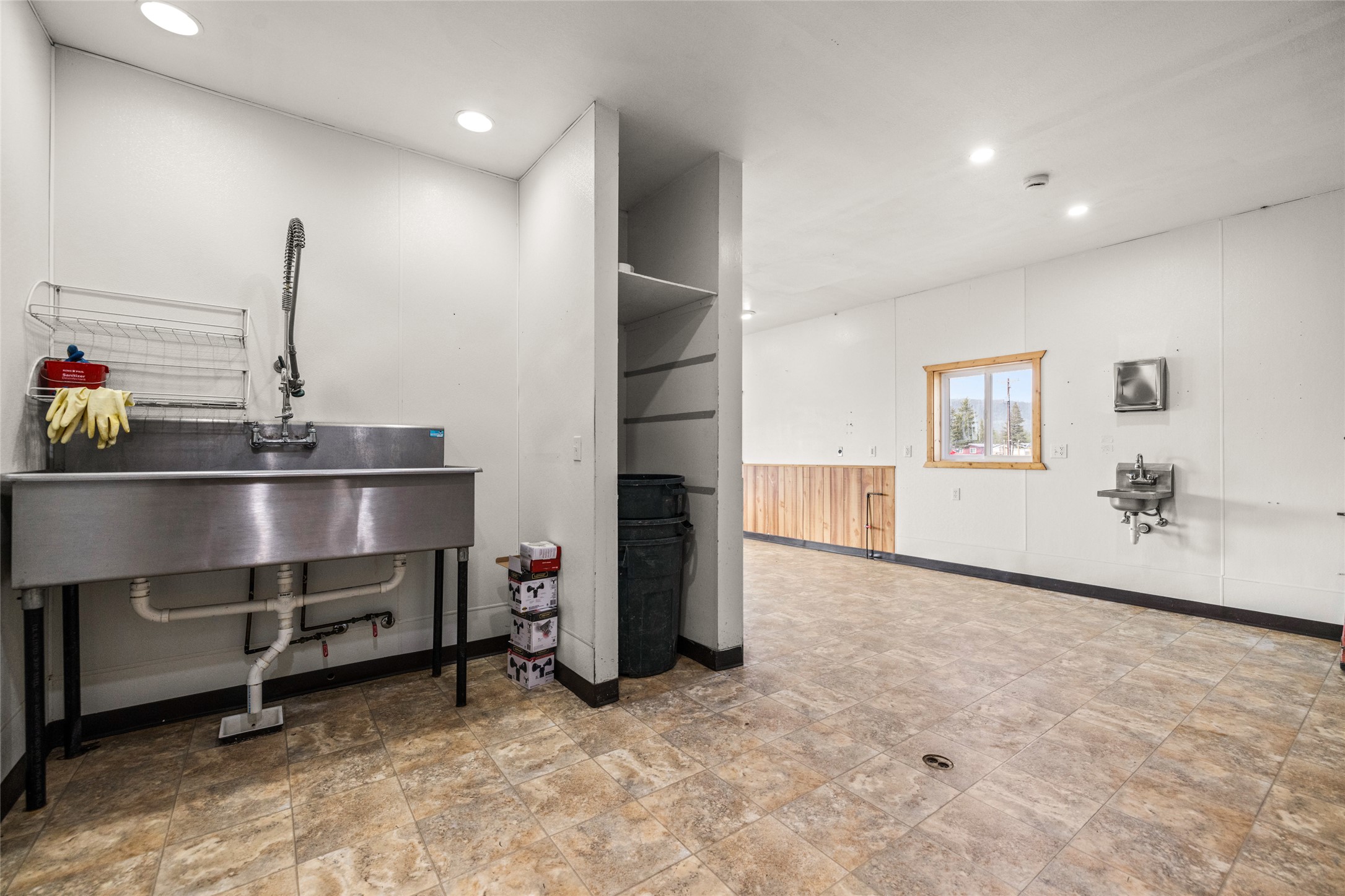 8250 Us Highway 2 W Property Photo 62