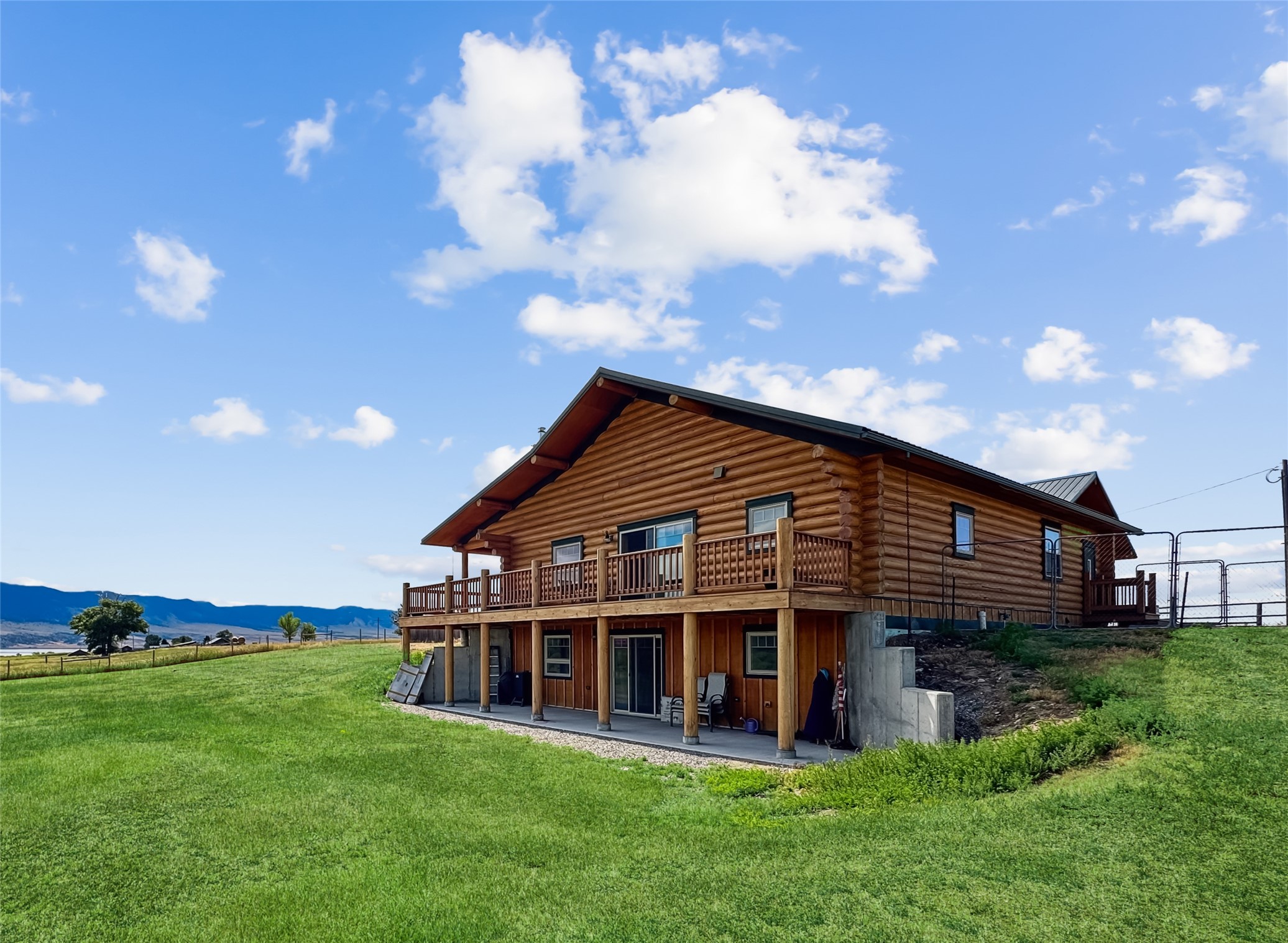 21 N Ennis Lake Road