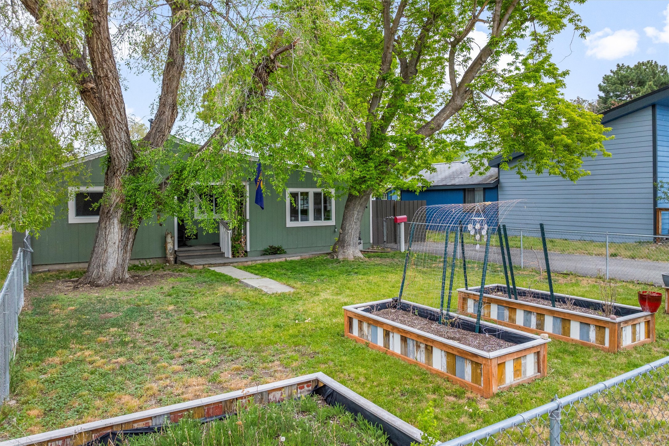 606 South Avenue W Property Photo 1
