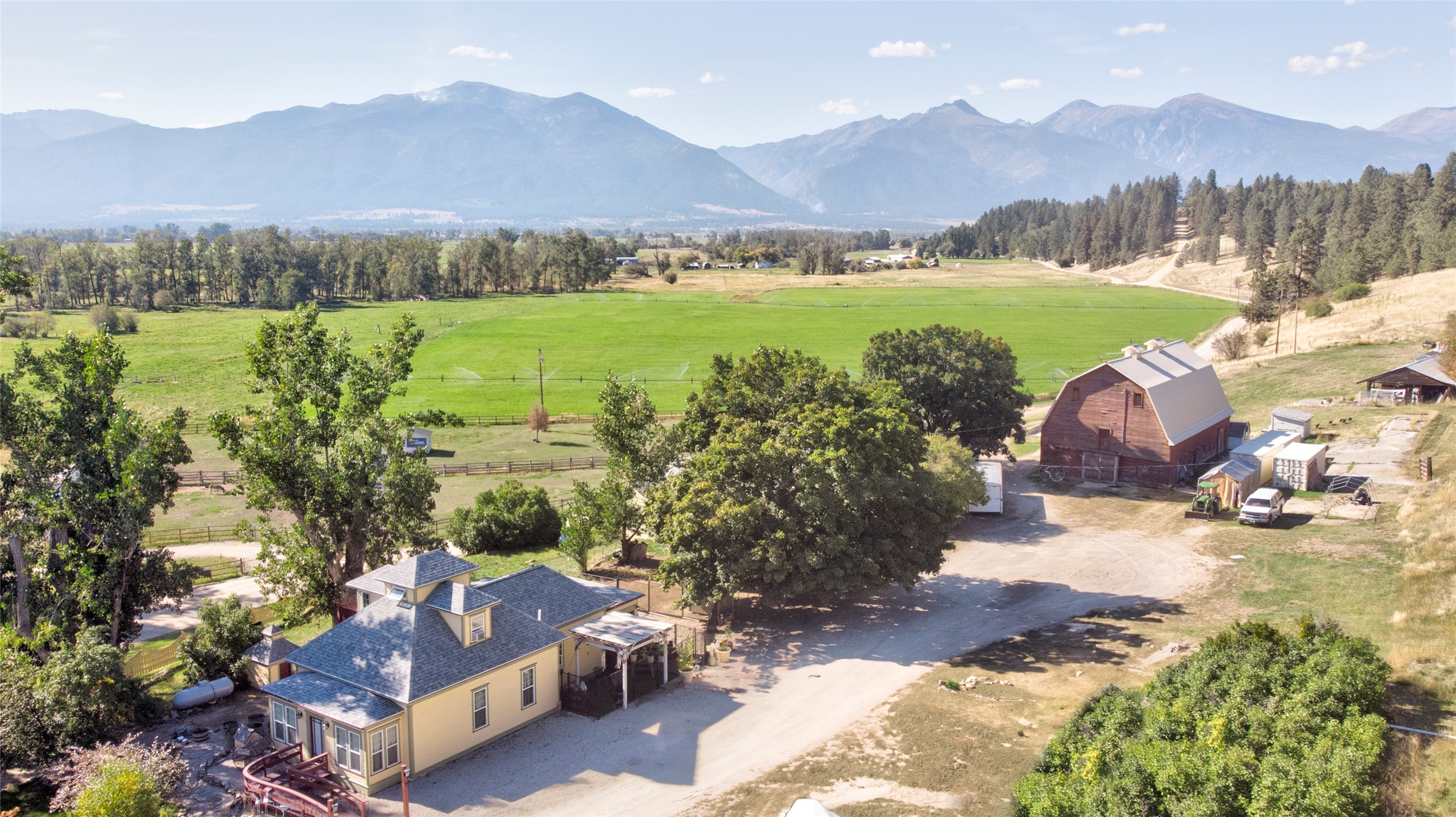 1003 N Burnt Fork Road Property Photo 1