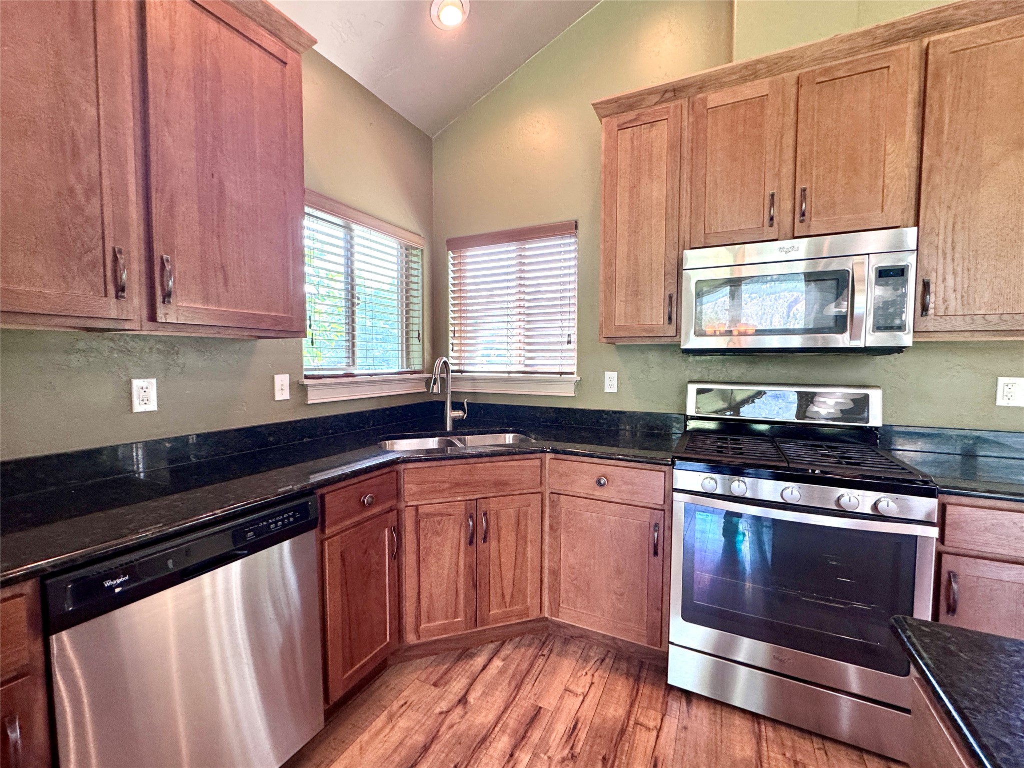 227 Mountain Timbers Drive Property Photo 9
