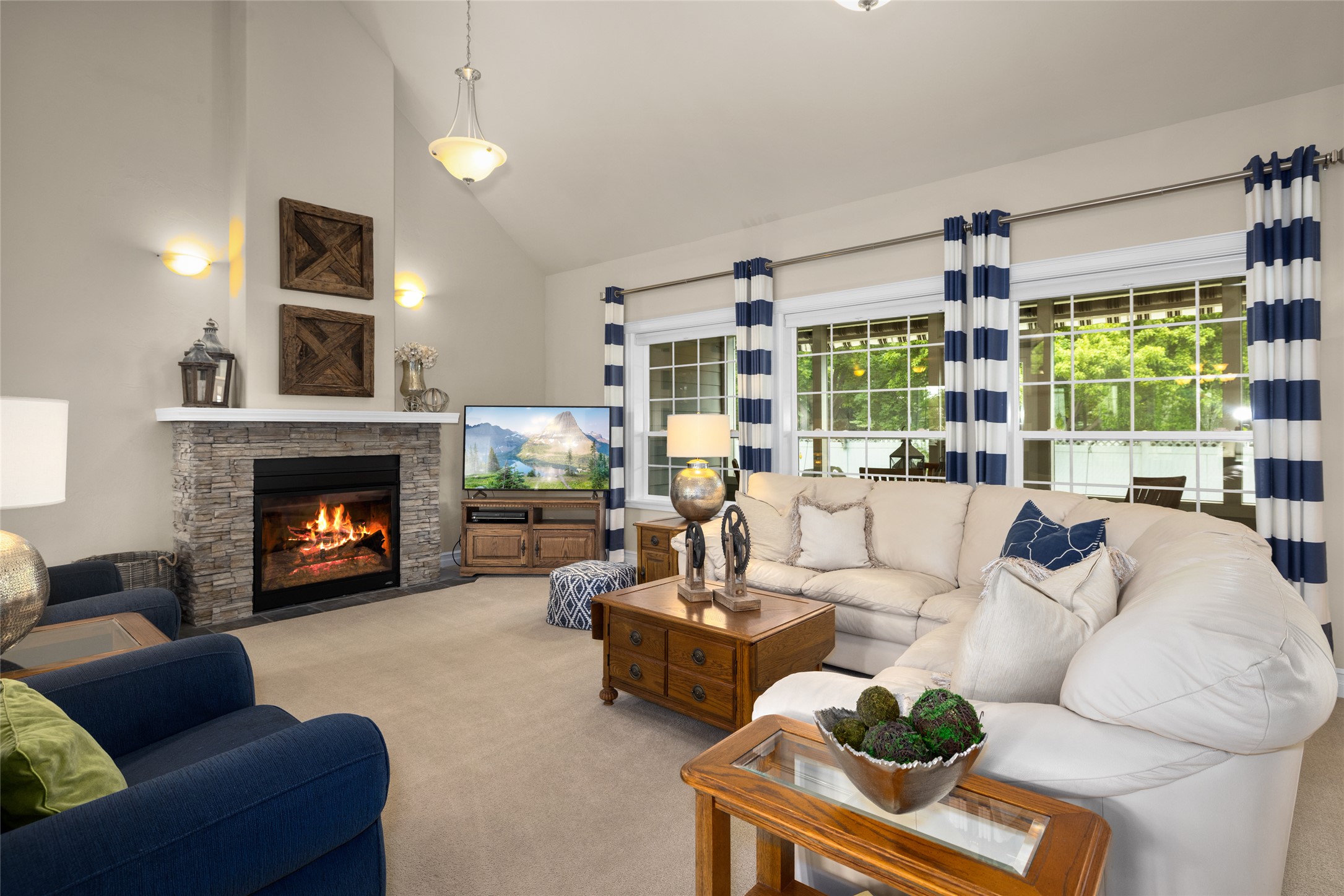 65 Glacier Circle Property Photo 6