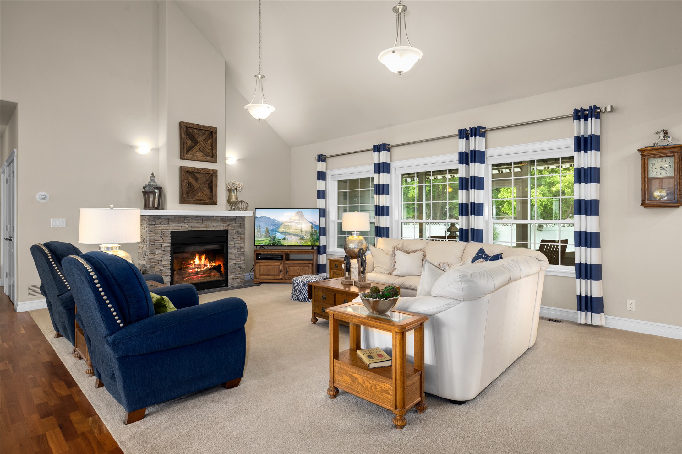 65 Glacier Circle Property Photo 7
