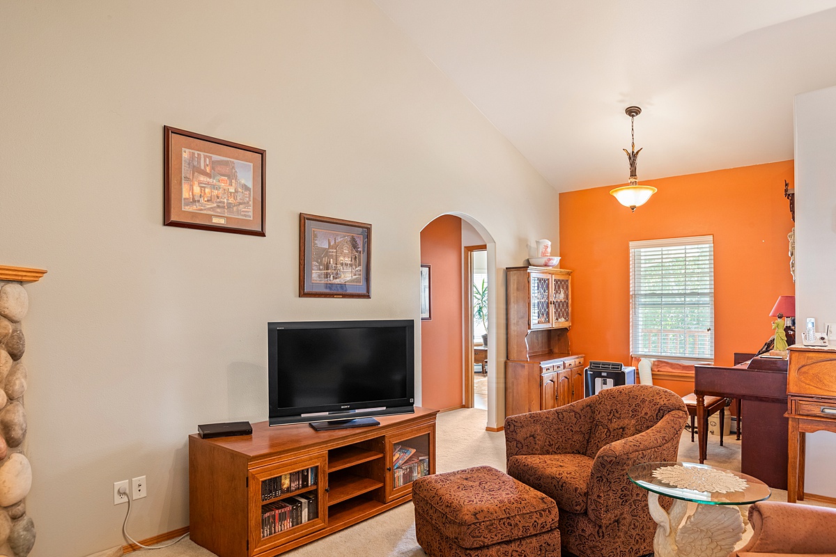 1 Cherry Court Property Photo 4