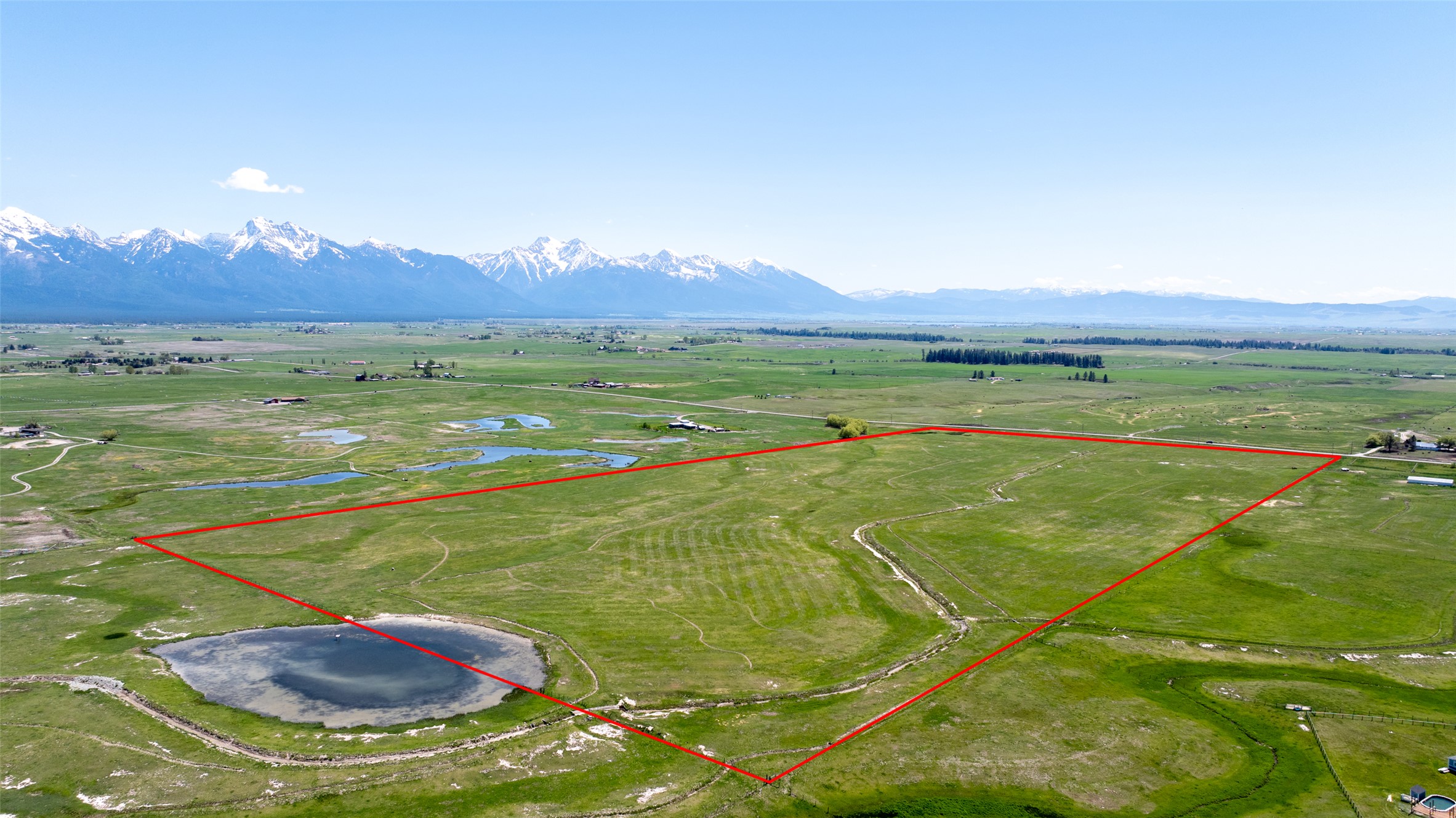 Nhn Round Butte Road Property Photo 1