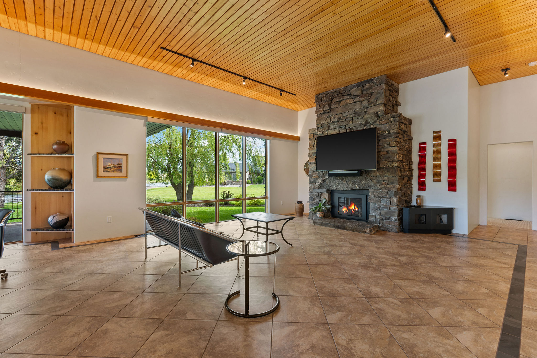 309 Canal Street Property Photo 11