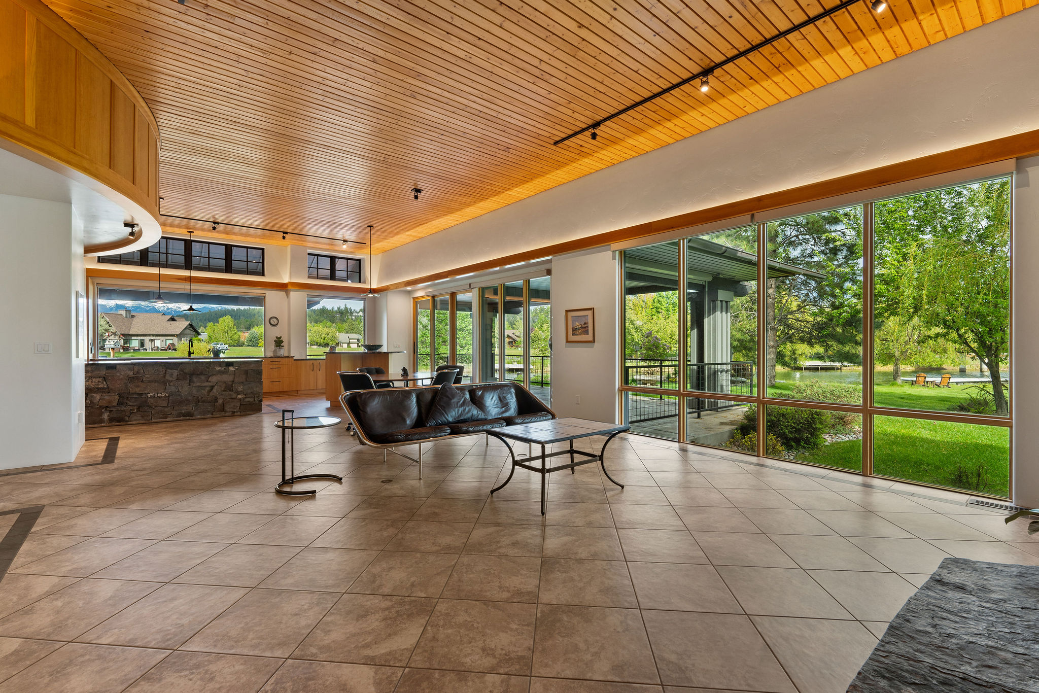 309 Canal Street Property Photo 12