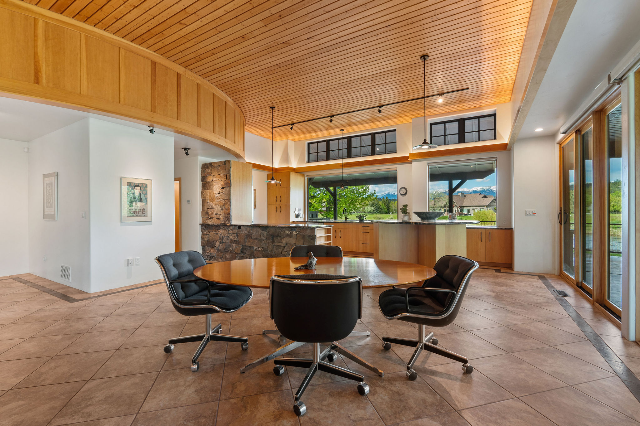 309 Canal Street Property Photo 14