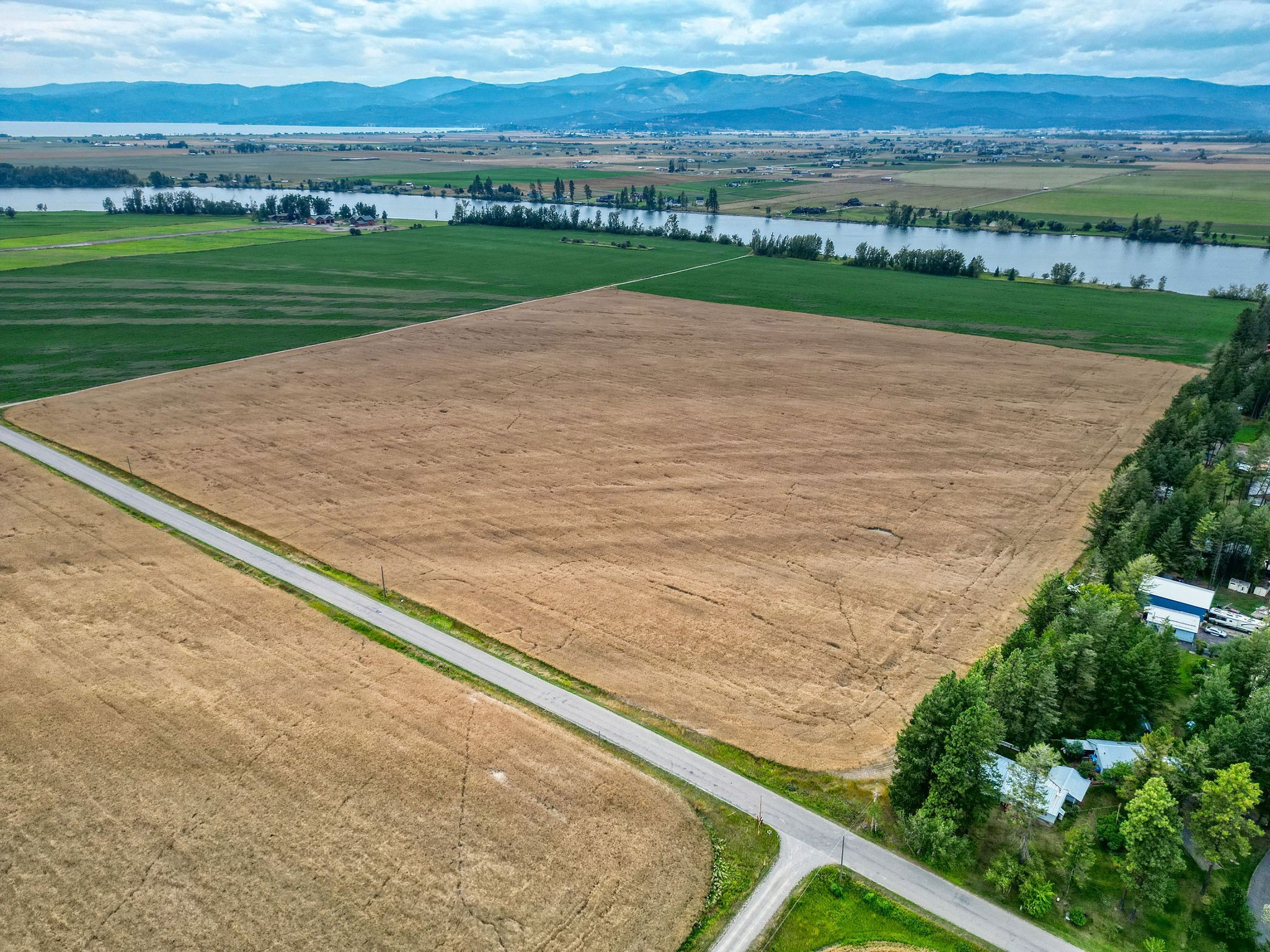 1780 Riverside Road Property Photo