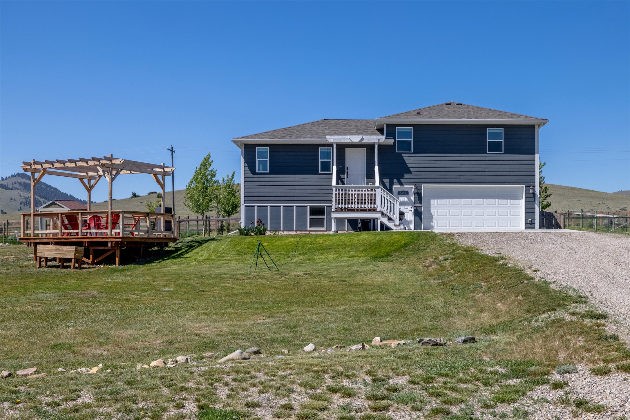 5196 Stallion Ridge Drive Property Photo 2