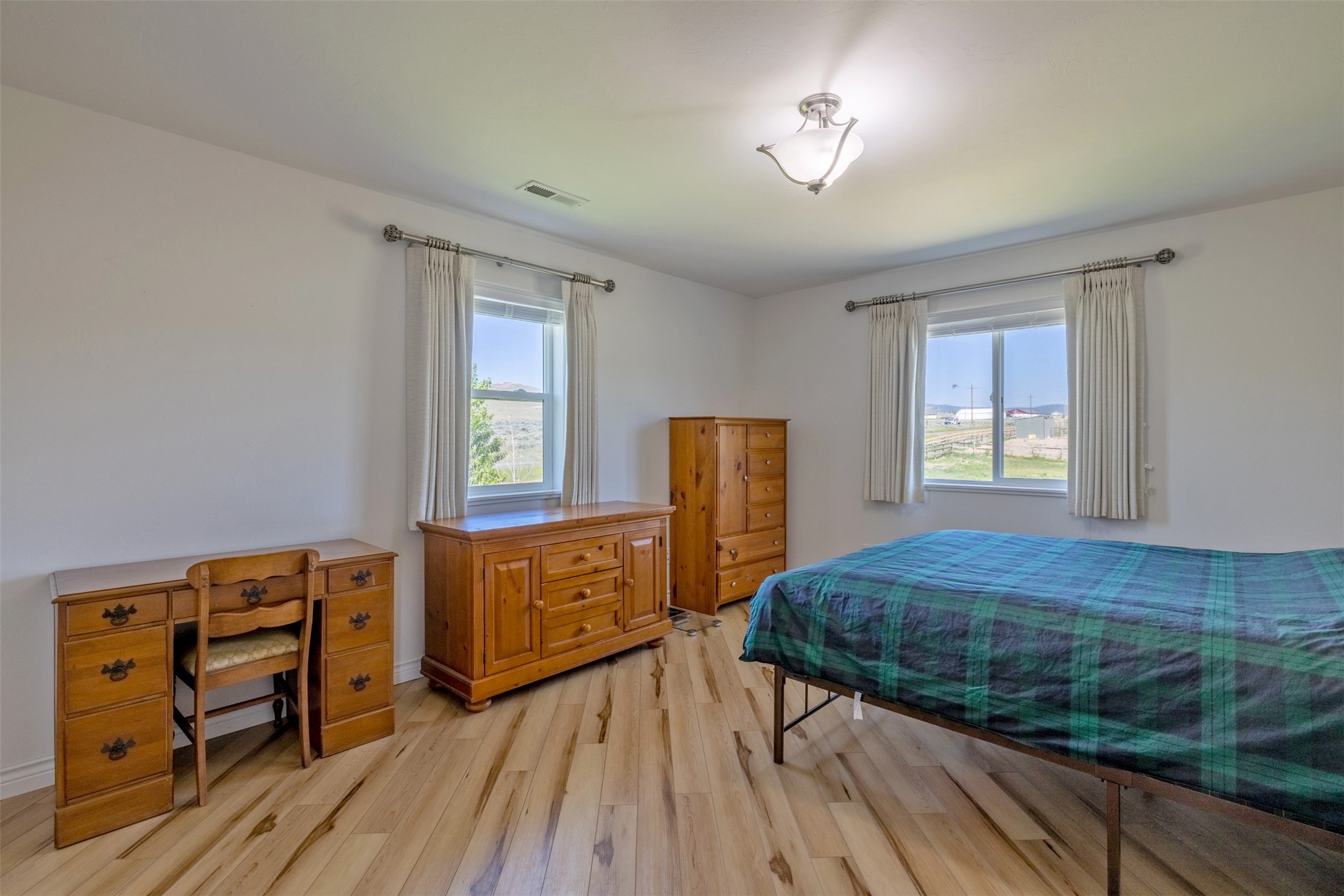 5196 Stallion Ridge Drive Property Photo 28