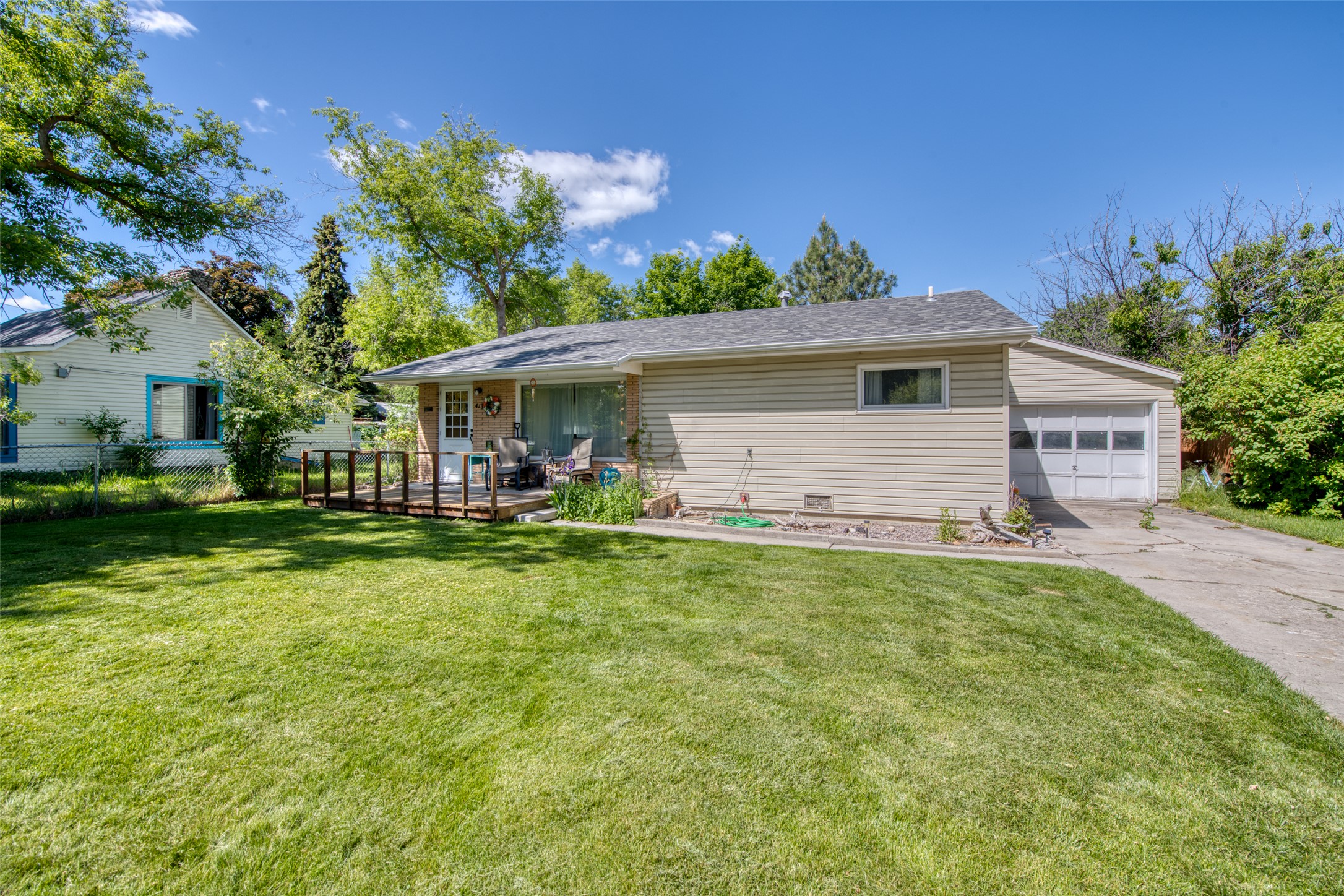 413 S 8th Street Property Photo 2