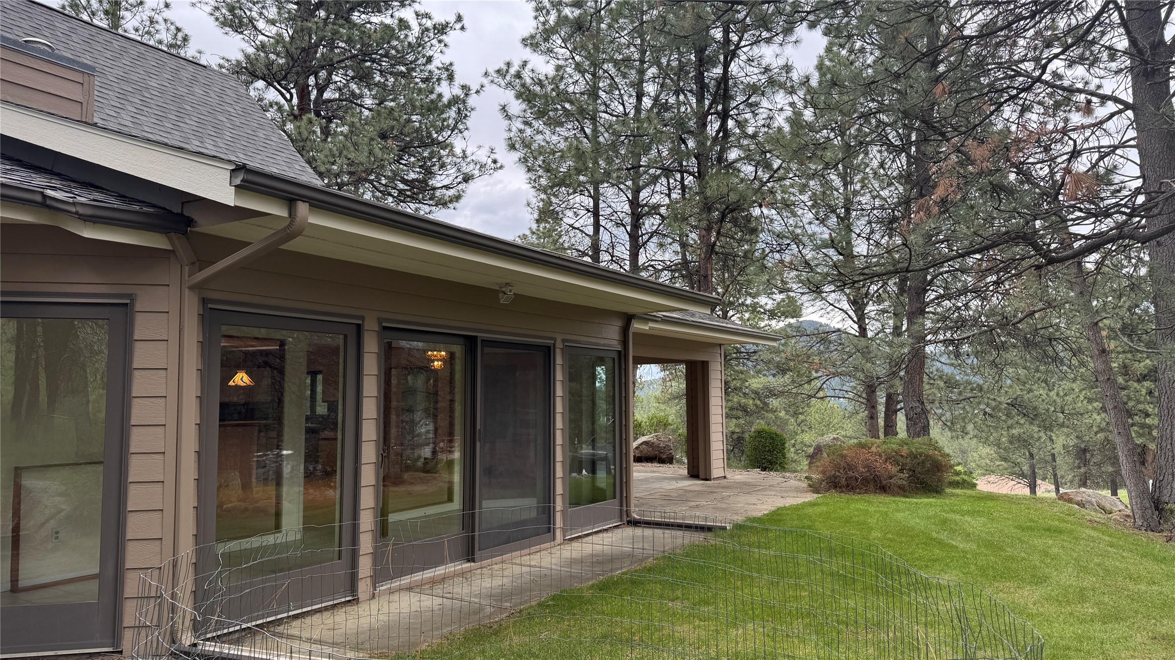 10 Pine Ridge Circle Property Photo 4