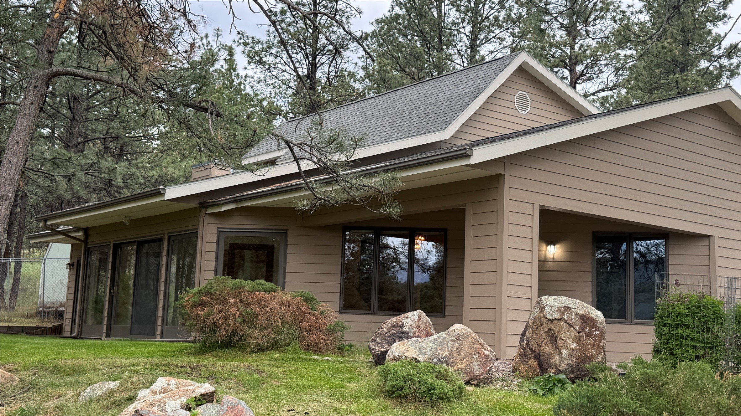 10 Pine Ridge Circle Property Photo 8