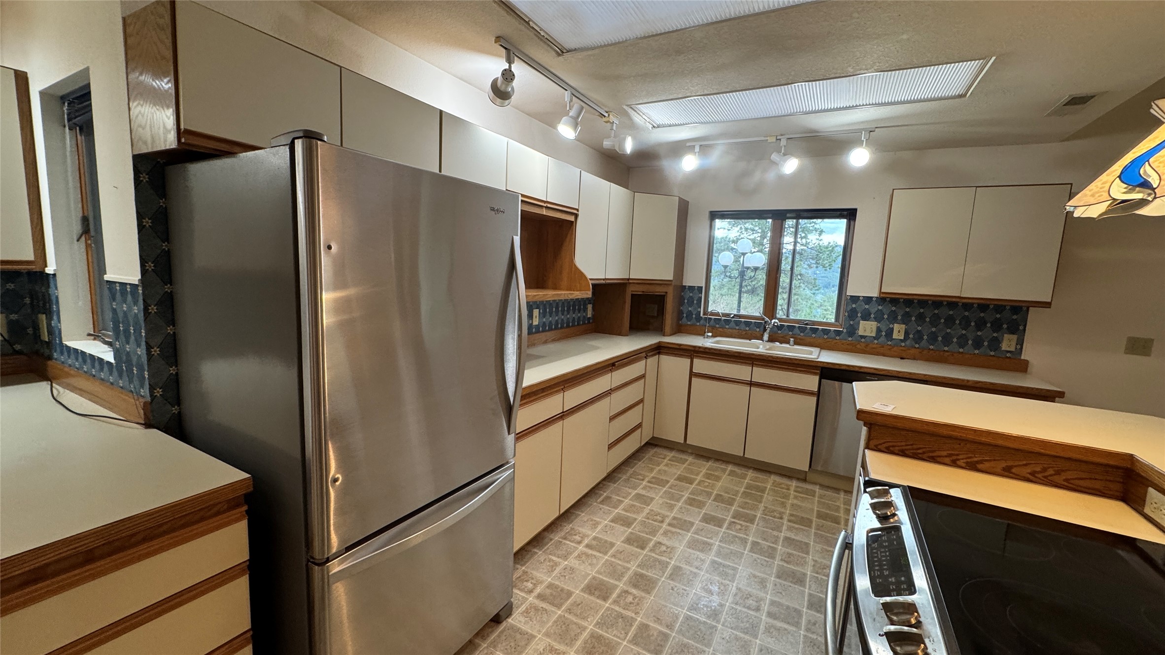 10 Pine Ridge Circle Property Photo 21