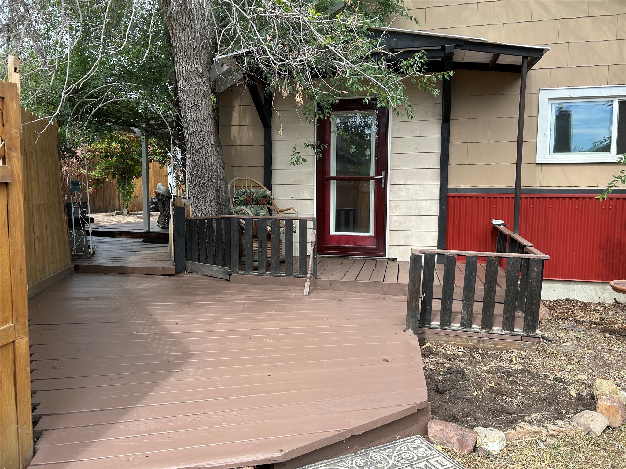 1024 N Warren Street Property Photo 3