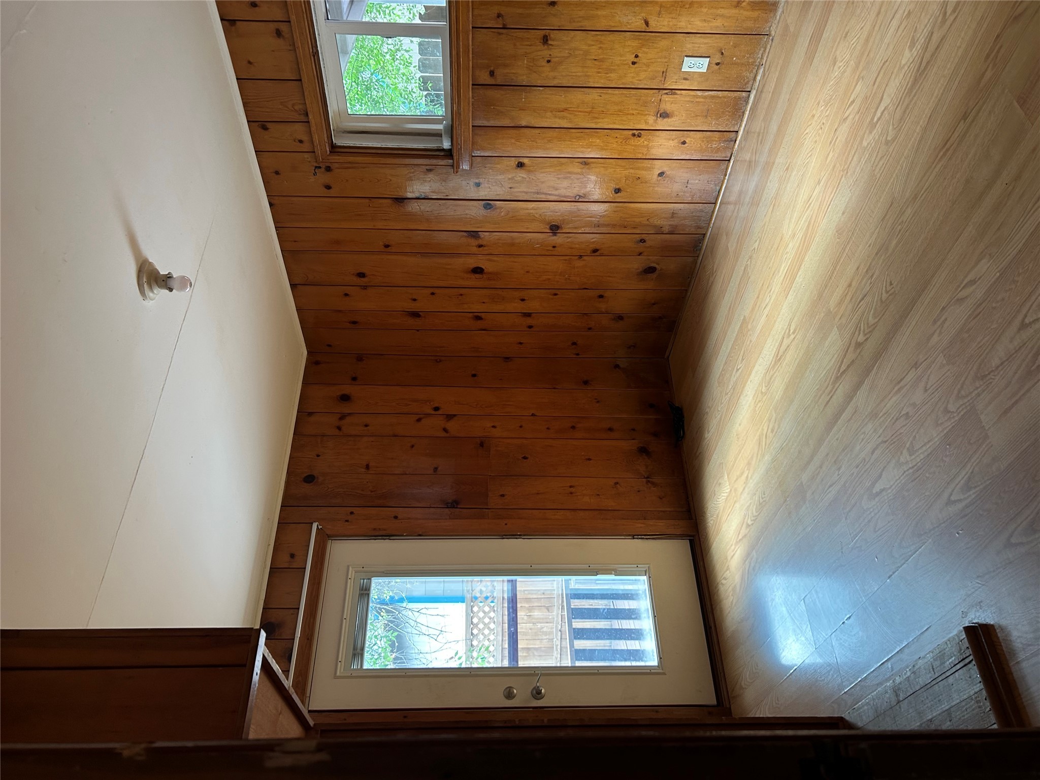 1024 N Warren Street Property Photo 5