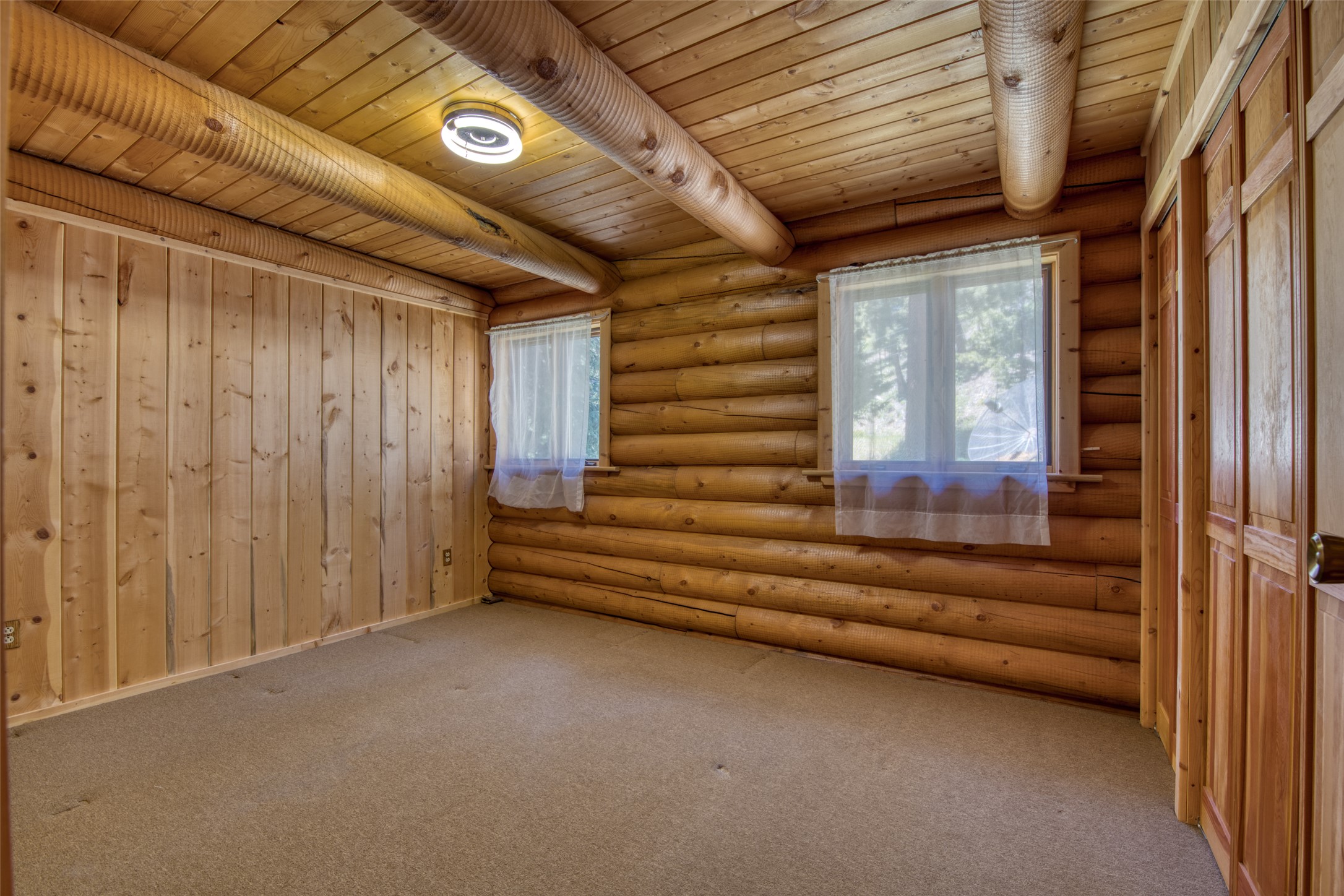 1795 E Fork Road Property Photo 16