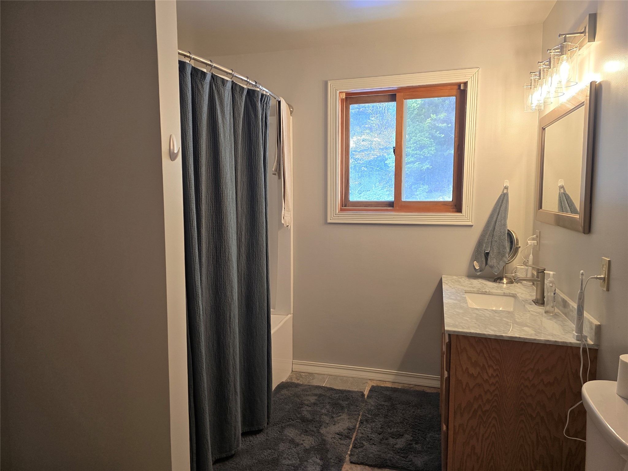 2528 Lincoln Springs Drive Property Photo 17