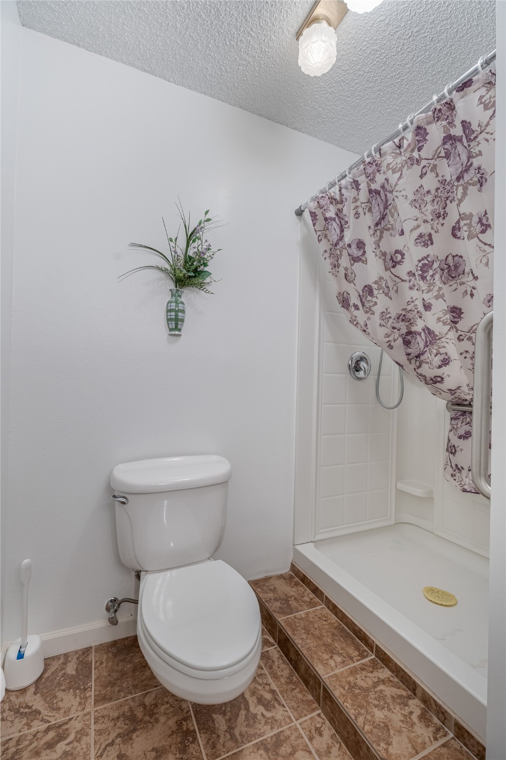 405 Park Drive N 4b Property Photo 5