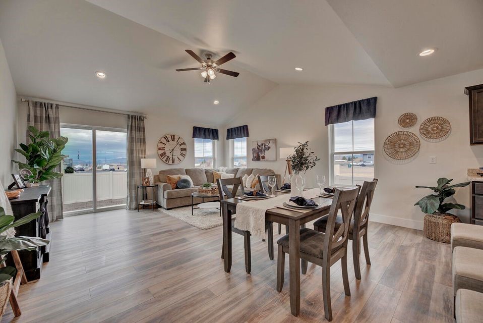 312 Meadow View Loop Property Photo 2