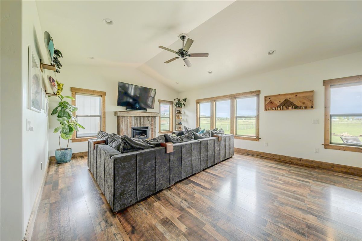 169 Brody Lane Property Photo 14
