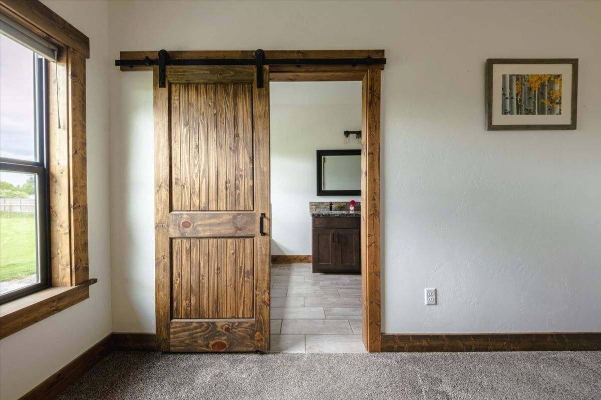 169 Brody Lane Property Photo 40