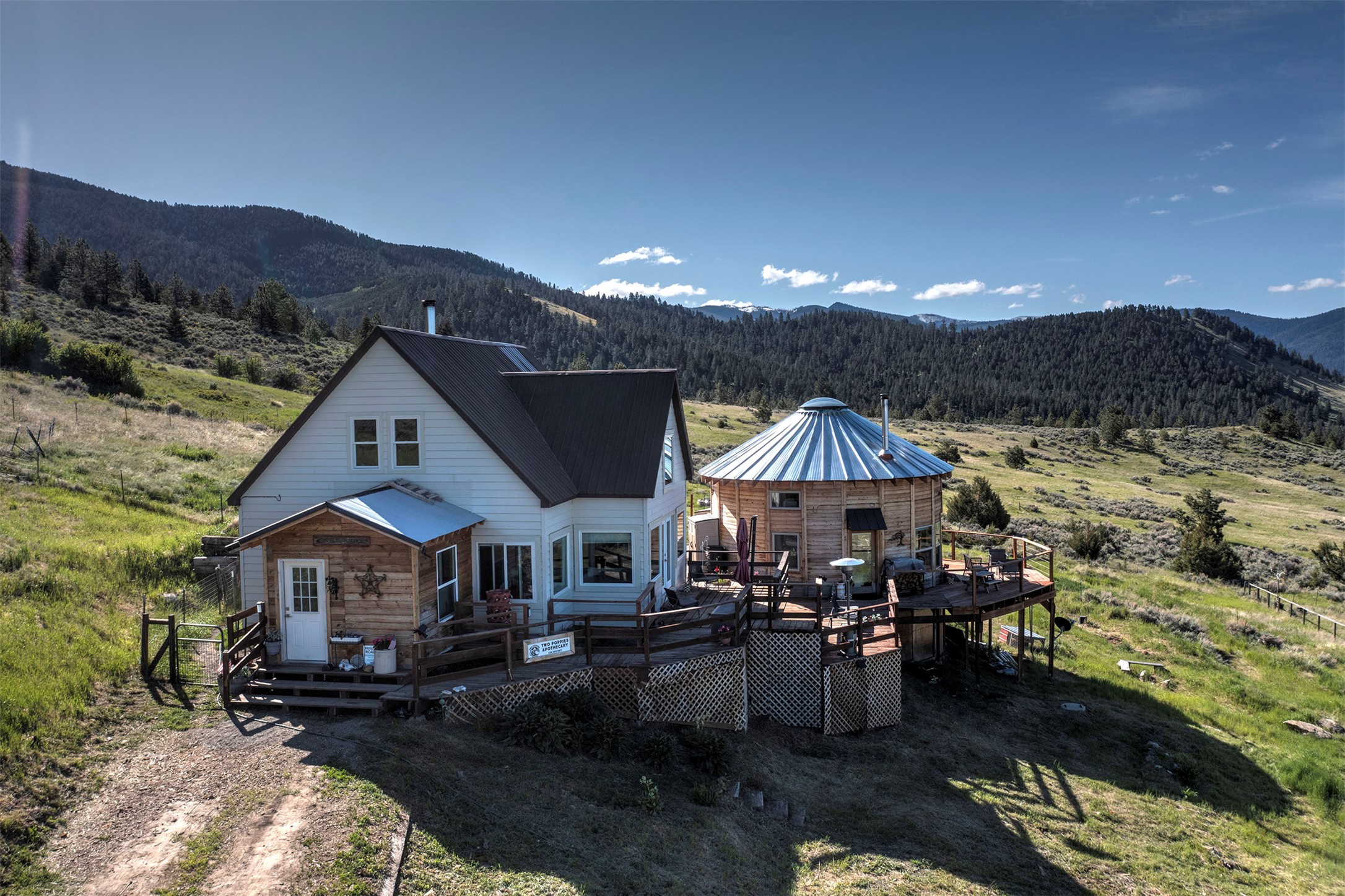 2879 Soft Rock Road Property Photo 2