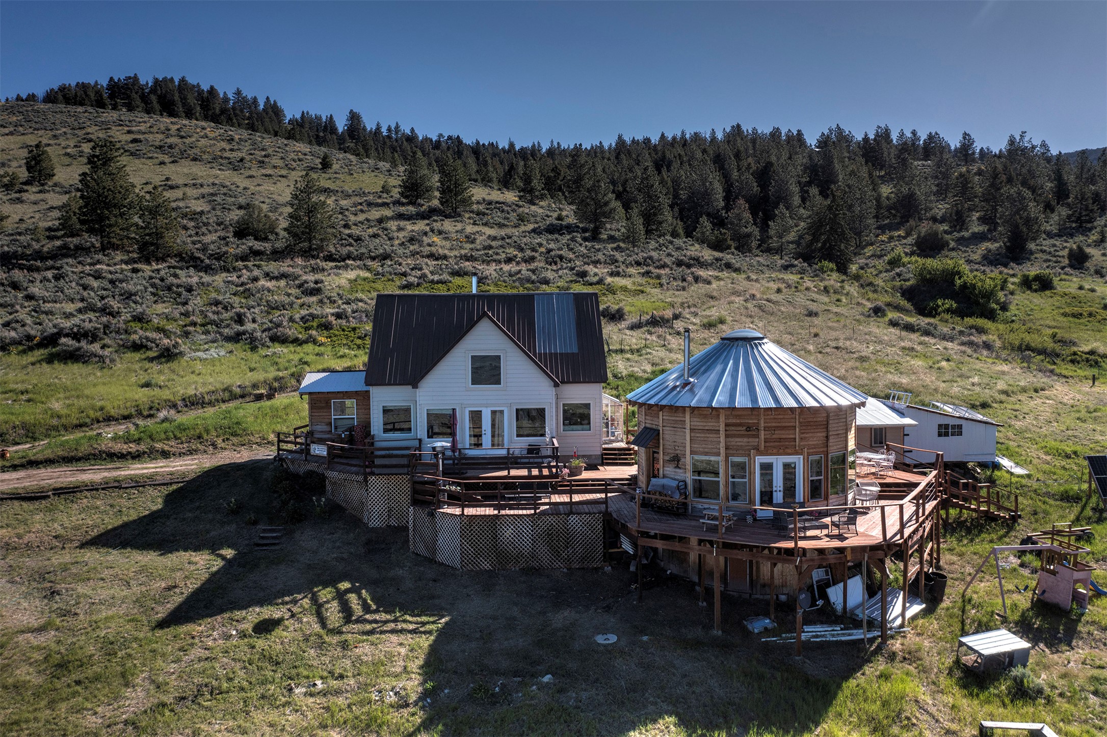 2879 Soft Rock Road Property Photo 4