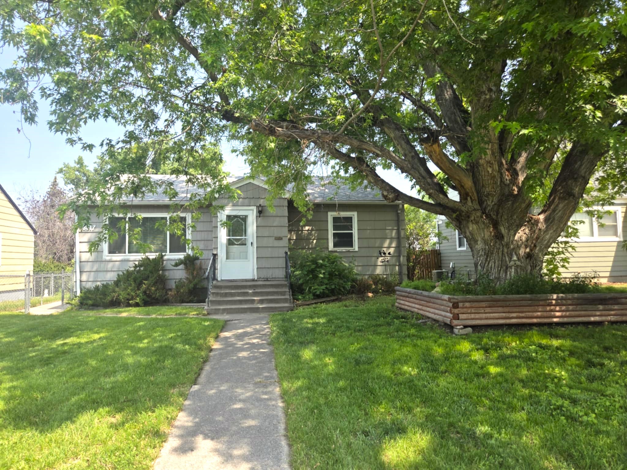 3017 5th Avenue N Property Photo 1